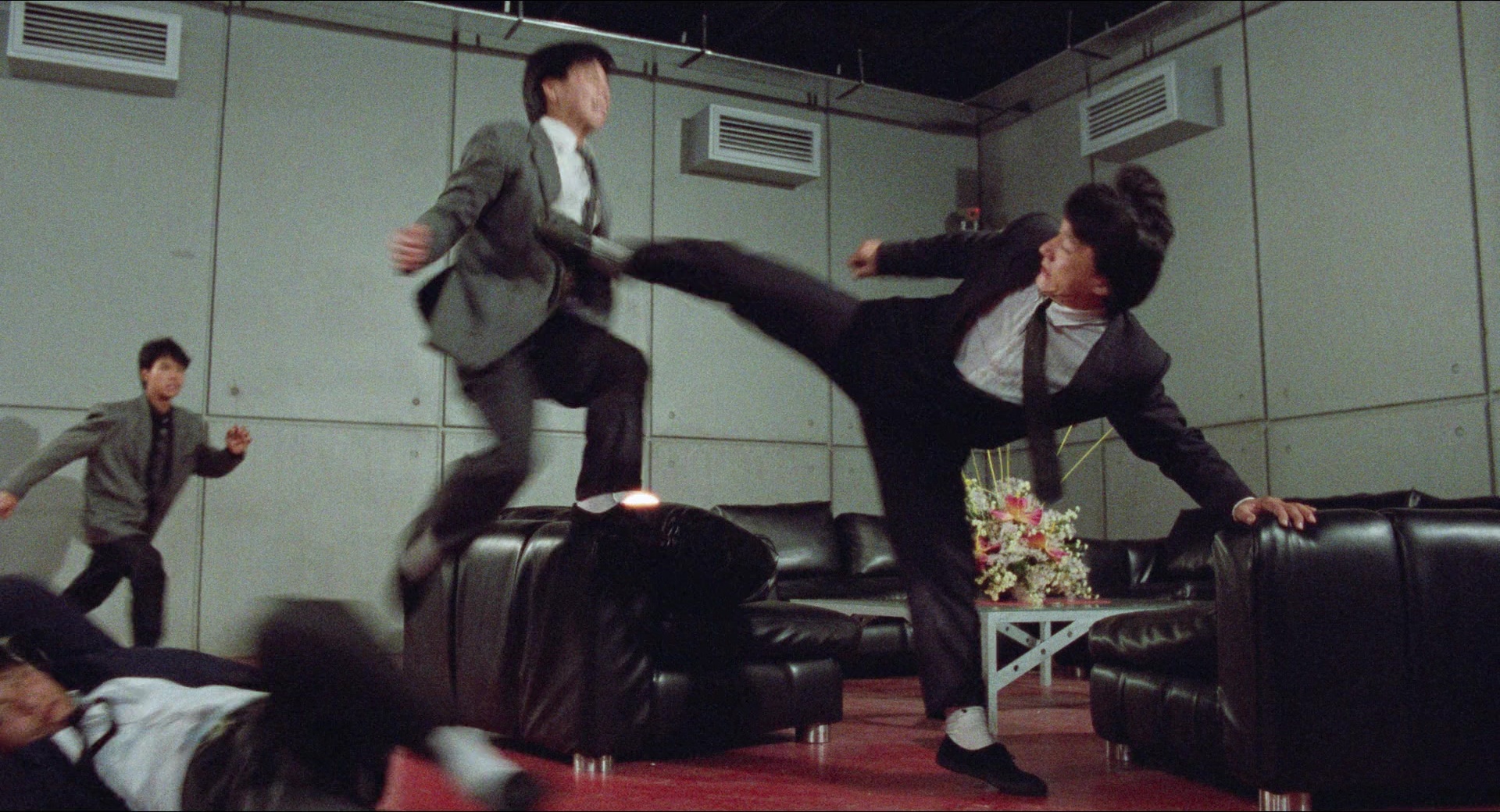 Fei lung mang jeung (1988), wide, 1.85:1 — film still