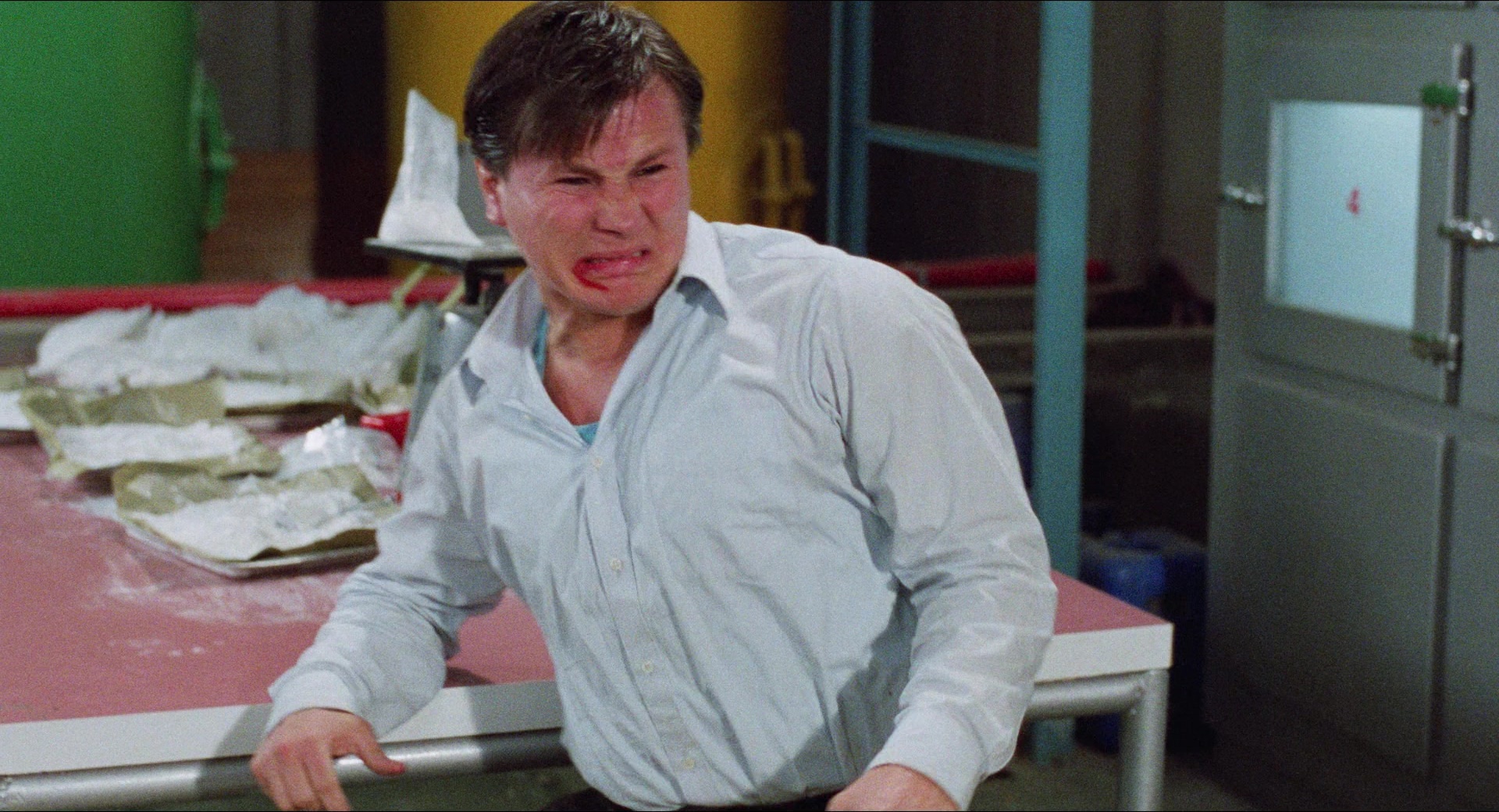 Fei lung mang jeung (1988), wide, 1.85:1 — film still