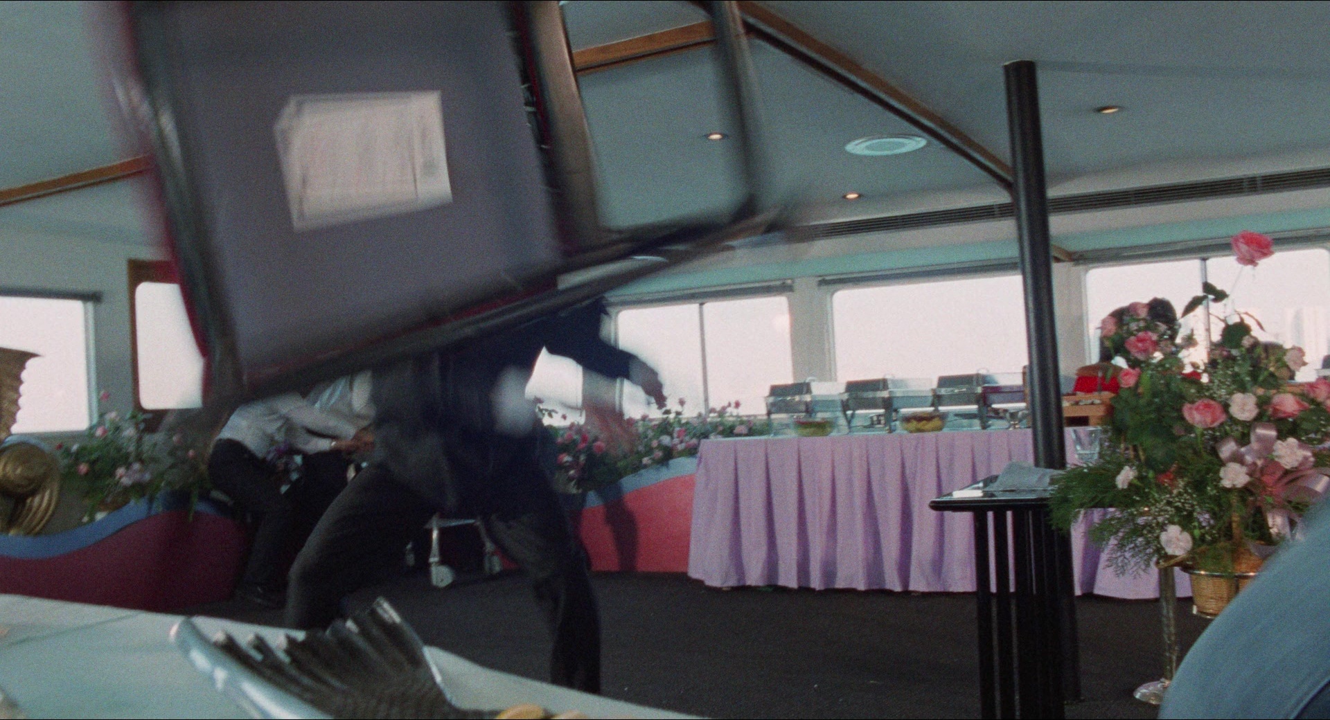 Fei lung mang jeung (1988), medium, 1.85:1 — film still