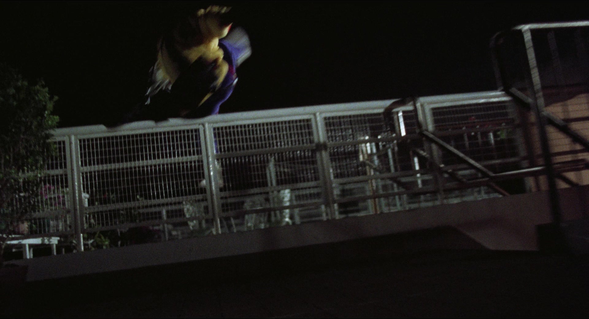 Fei lung mang jeung (1988), wide, 1.85:1 — film still