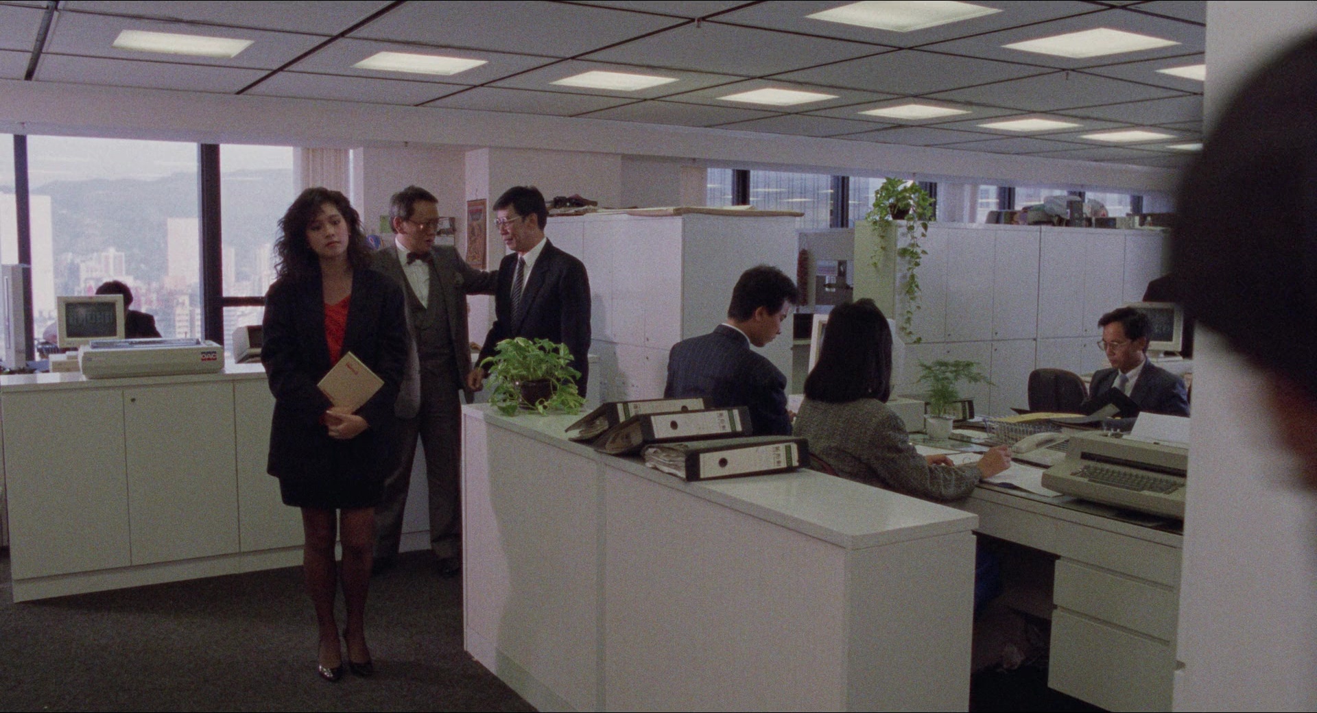 Fei lung mang jeung (1988), wide, 1.85:1 — film still