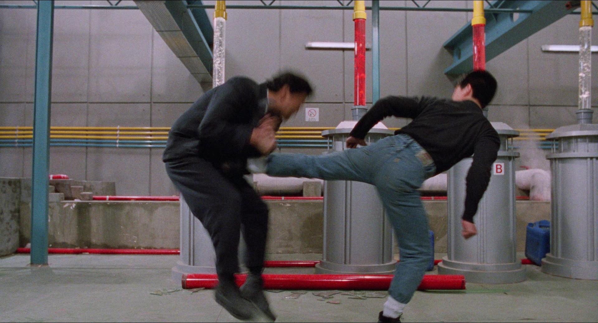 Fei lung mang jeung (1988), wide, 1.85:1 — film still
