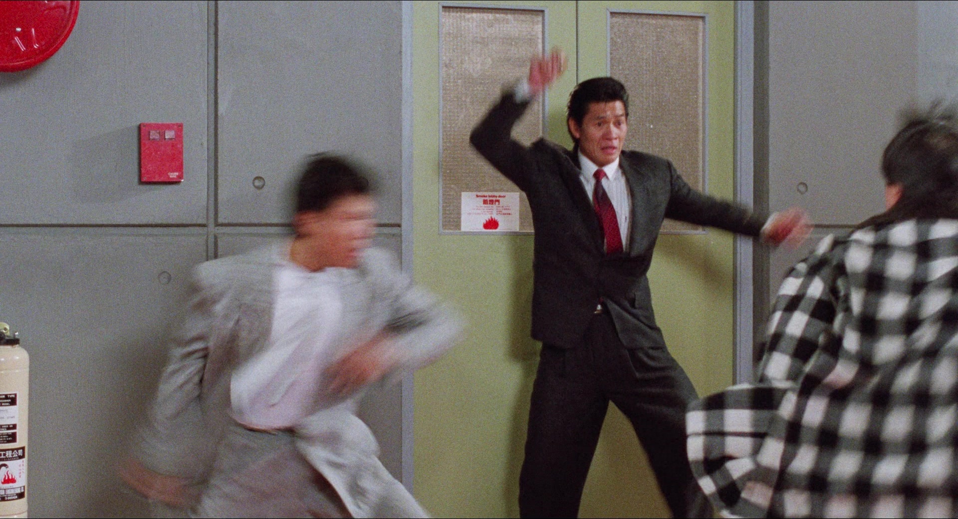 Fei lung mang jeung (1988), wide, 1.85:1 — film still