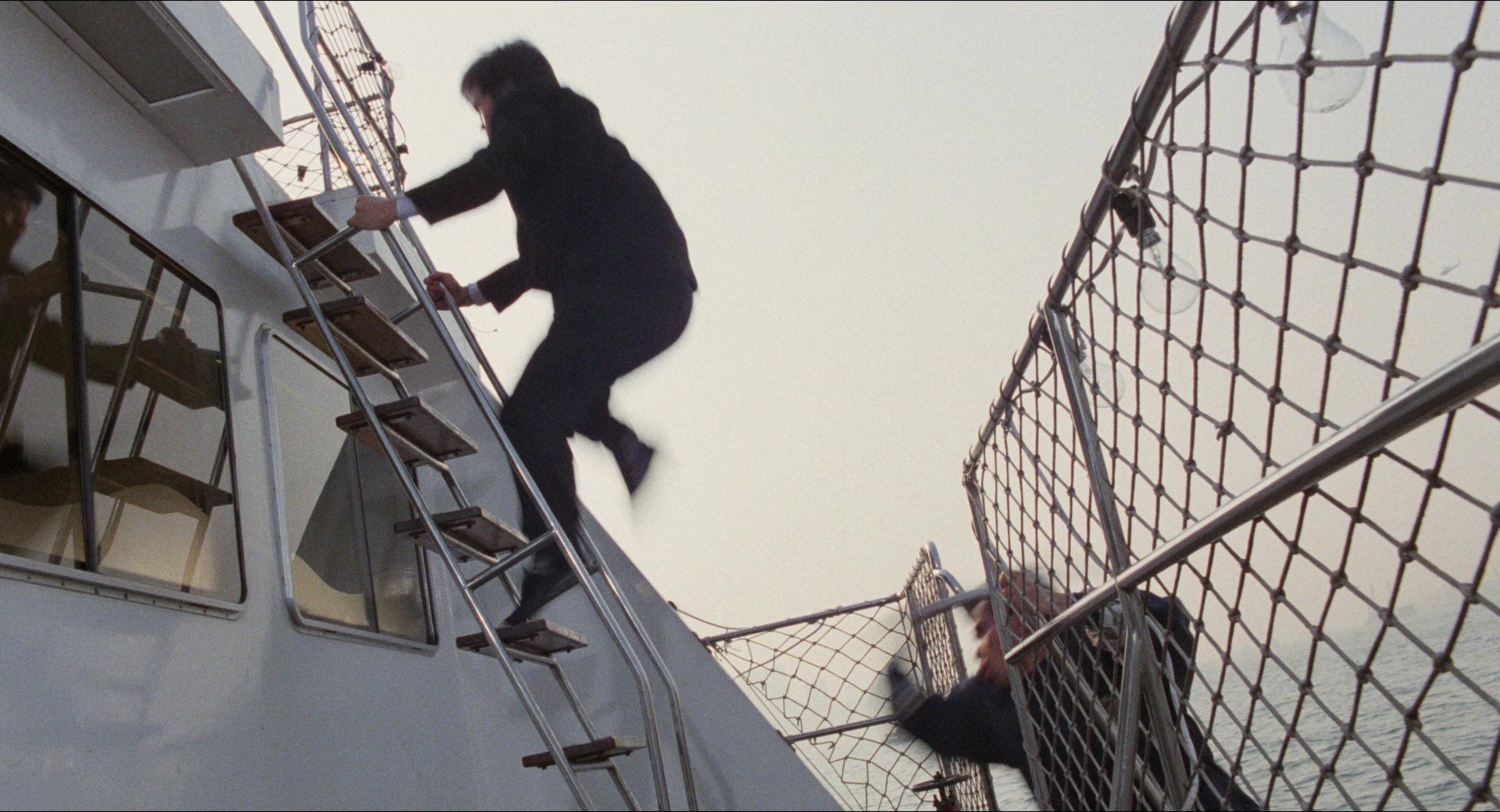 Fei lung mang jeung (1988), wide, 1.85:1 — film still