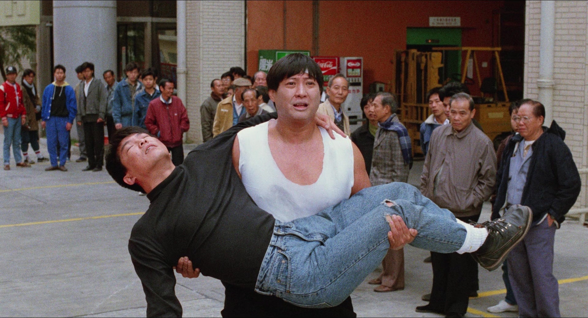 Fei lung mang jeung (1988), wide, 1.85:1 — film still