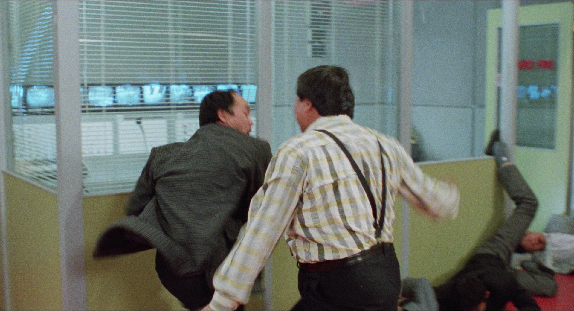 Fei lung mang jeung (1988), wide, 1.85:1 — film still