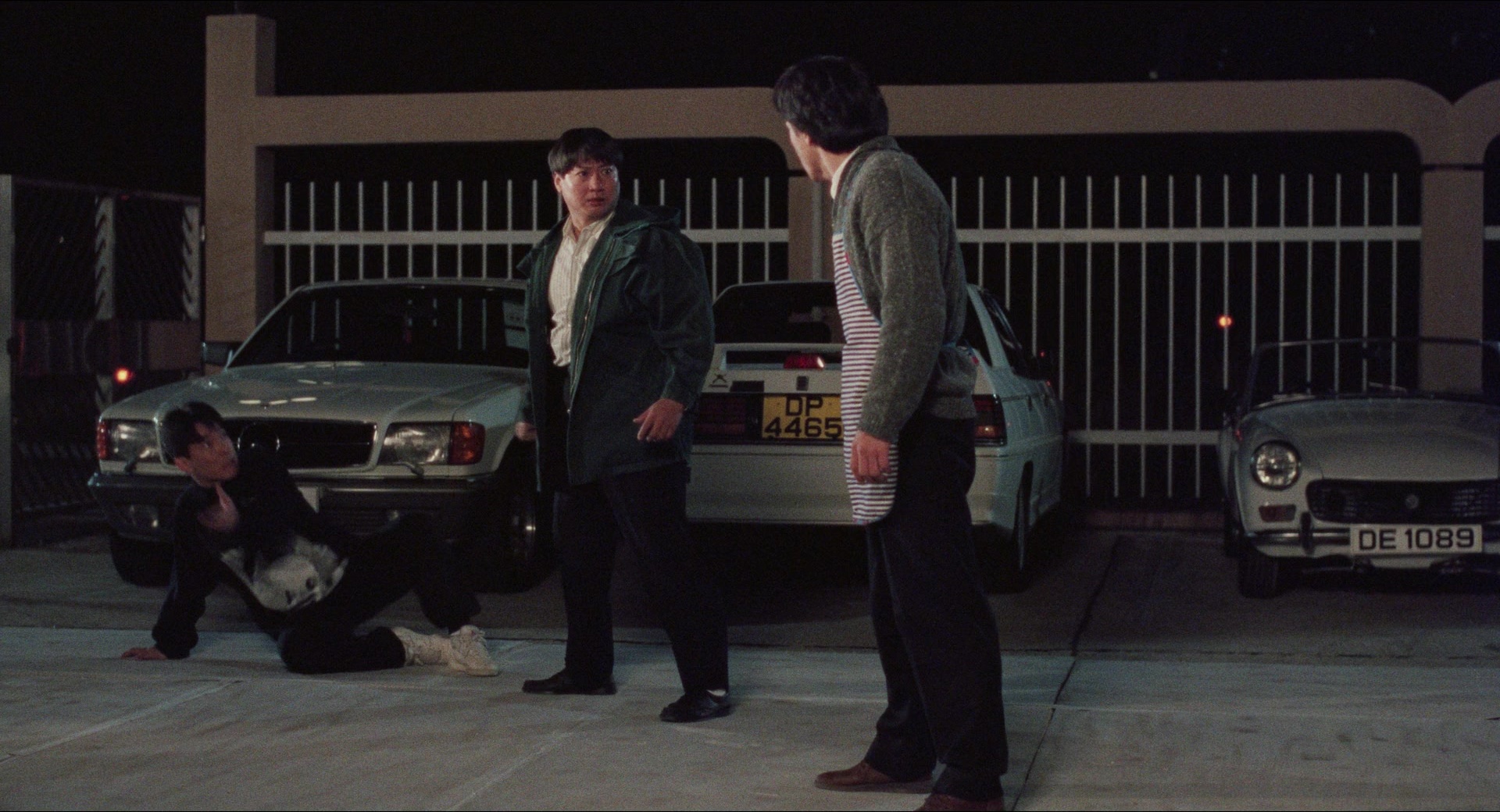 Fei lung mang jeung (1988), wide, 1.85:1 — film still