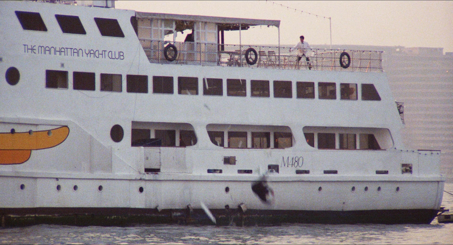 Fei lung mang jeung (1988), unknown, 1.85:1 — film still