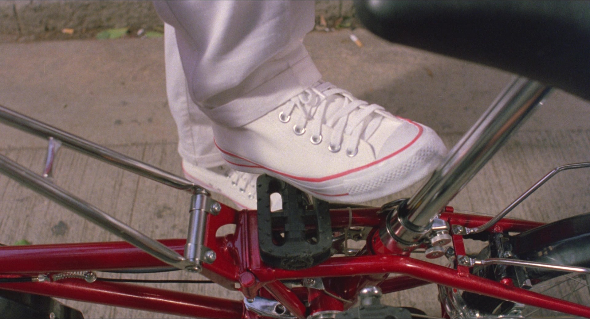 Fei lung mang jeung (1988), unknown, 1.85:1 — film still