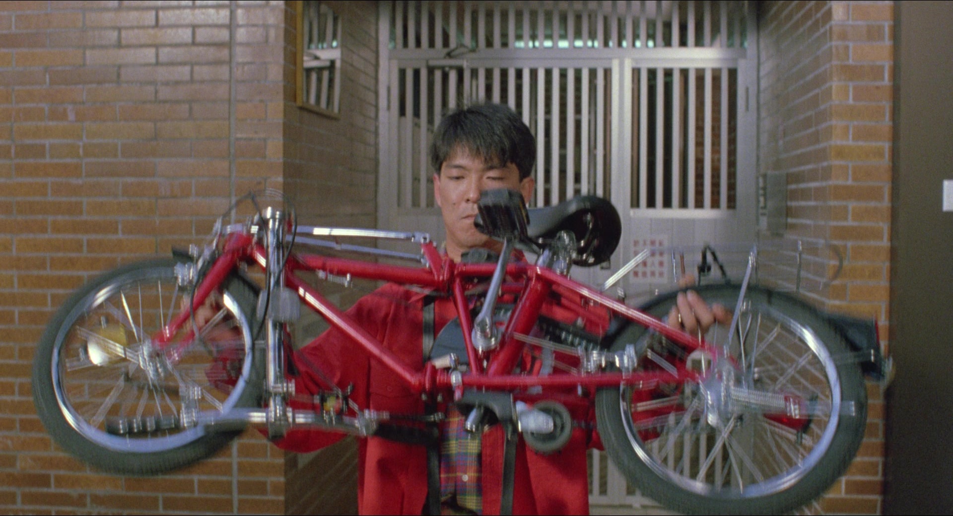 Fei lung mang jeung (1988), wide, 1.85:1 — film still
