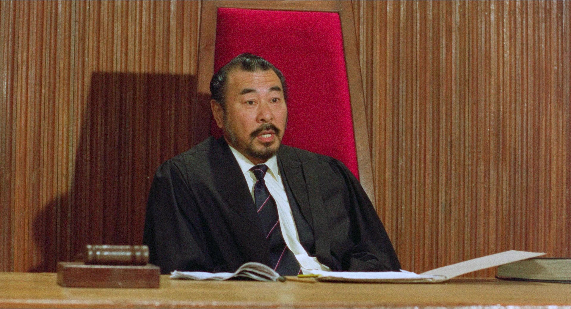 Fei lung mang jeung (1988), wide, 1.85:1 — film still