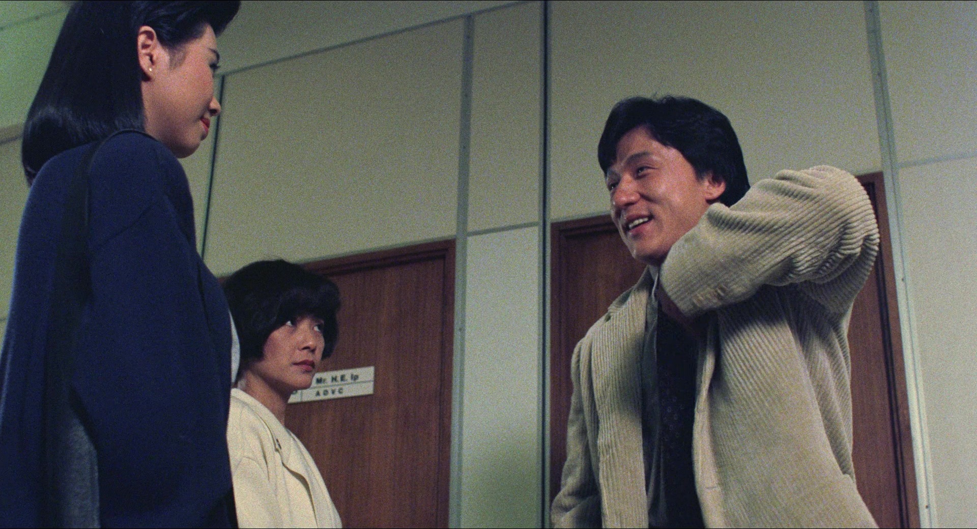Fei lung mang jeung (1988), wide, 1.85:1 — film still