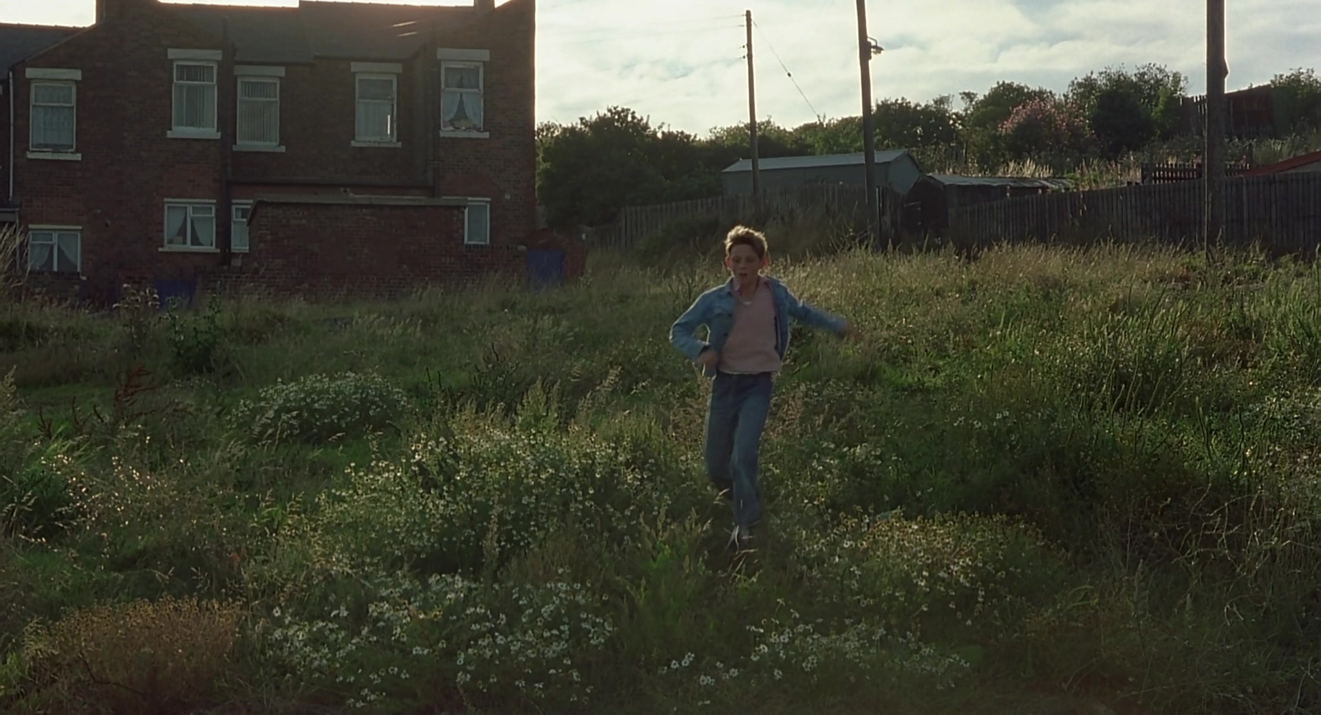Billy Elliot (2000), wide, 1.85:1 — film still