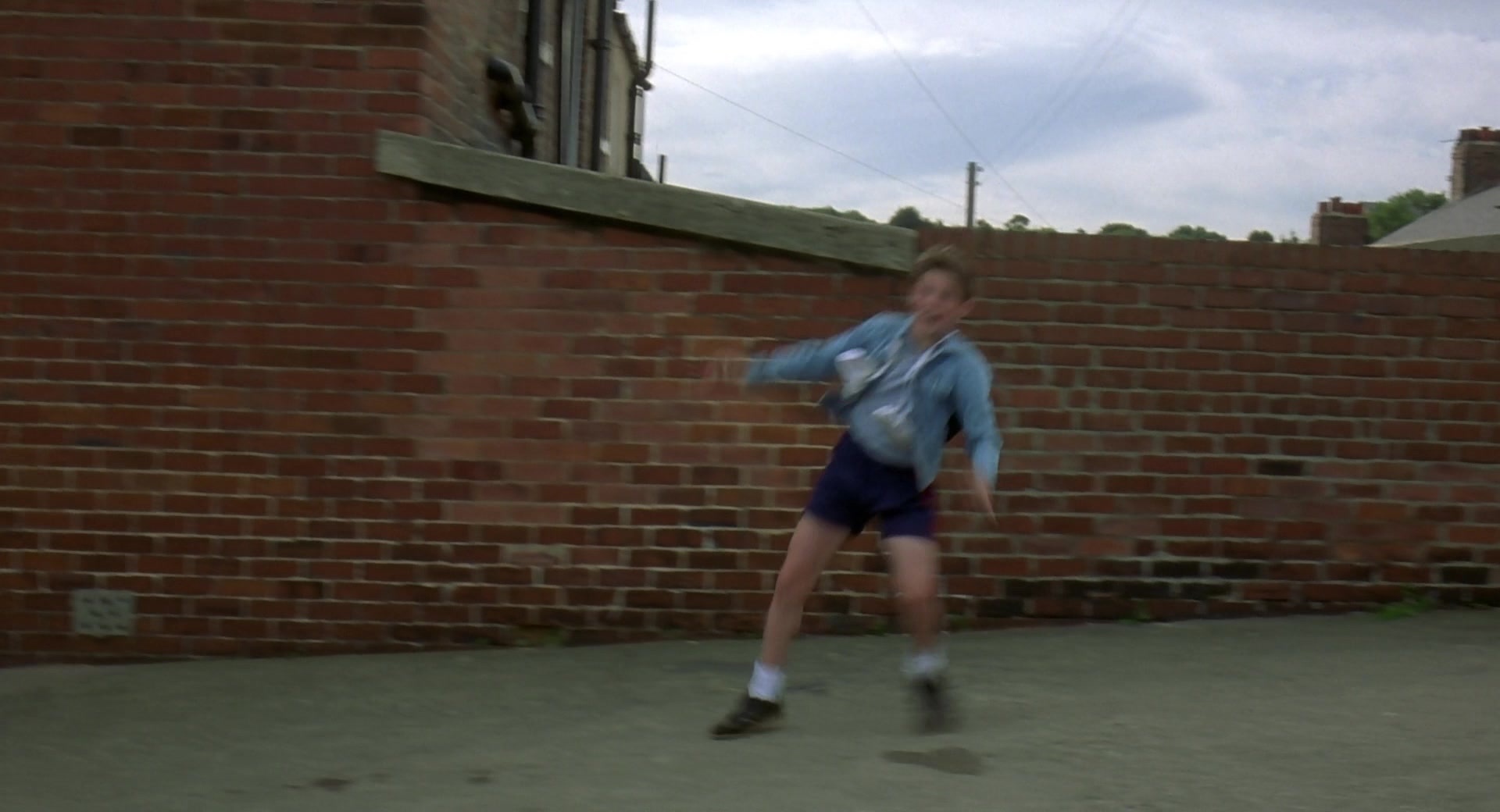 Billy Elliot (2000), wide, 1.85:1 — film still