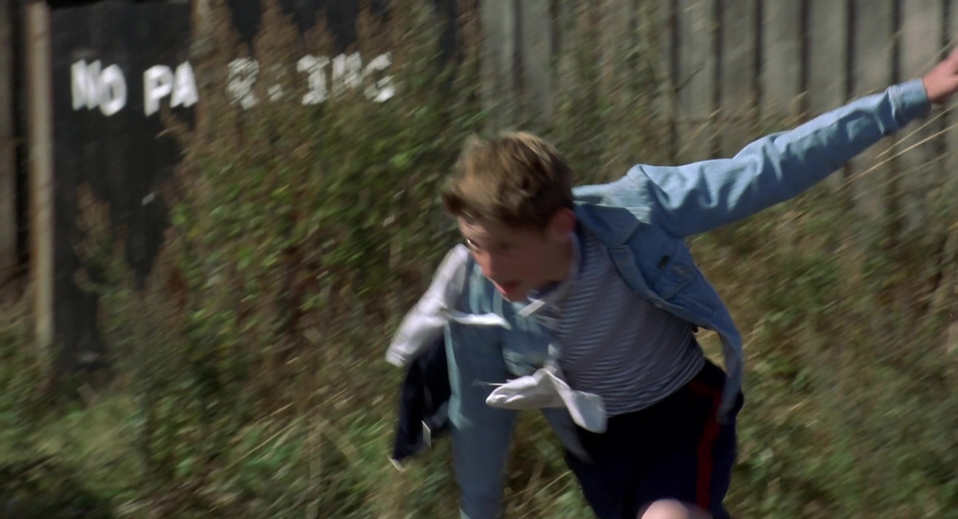 Billy Elliot (2000), wide, 1.85:1 — film still