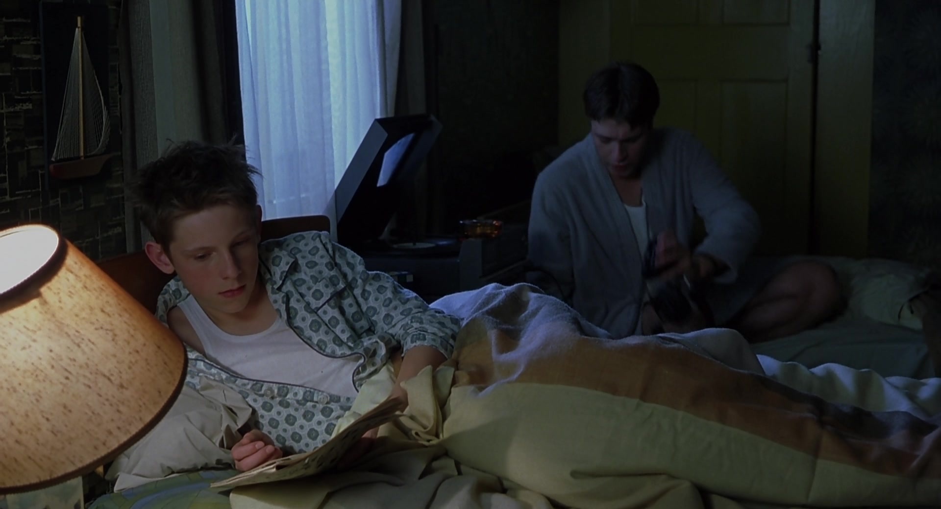 Billy Elliot (2000), wide, 1.85:1 — film still