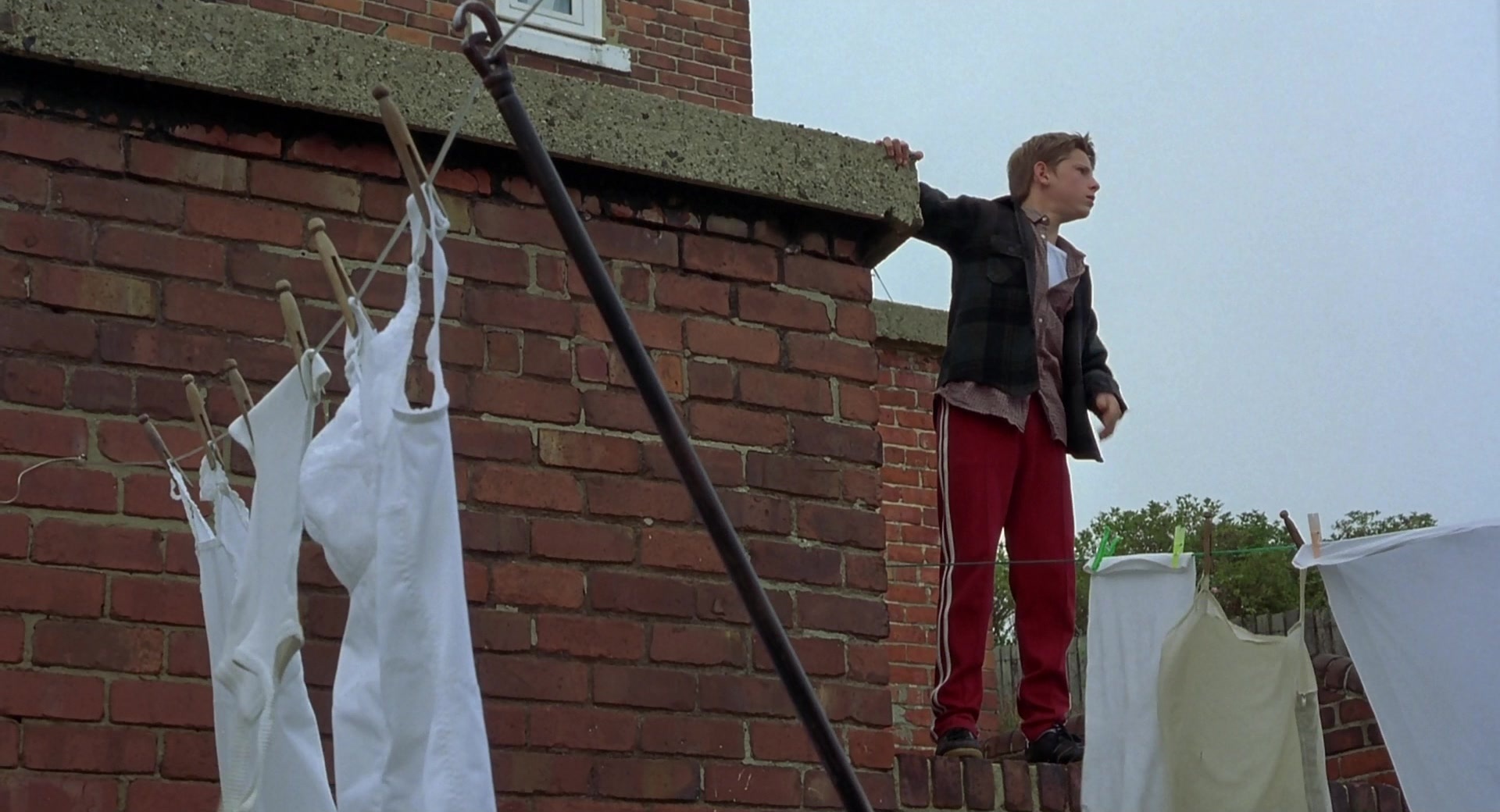 Billy Elliot (2000), wide, 1.85:1 — film still