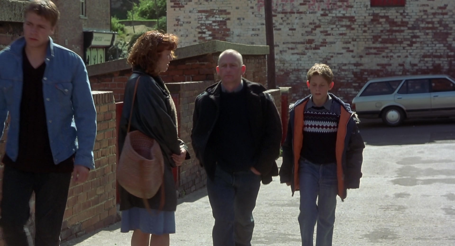 Billy Elliot (2000), wide, 1.85:1 — film still