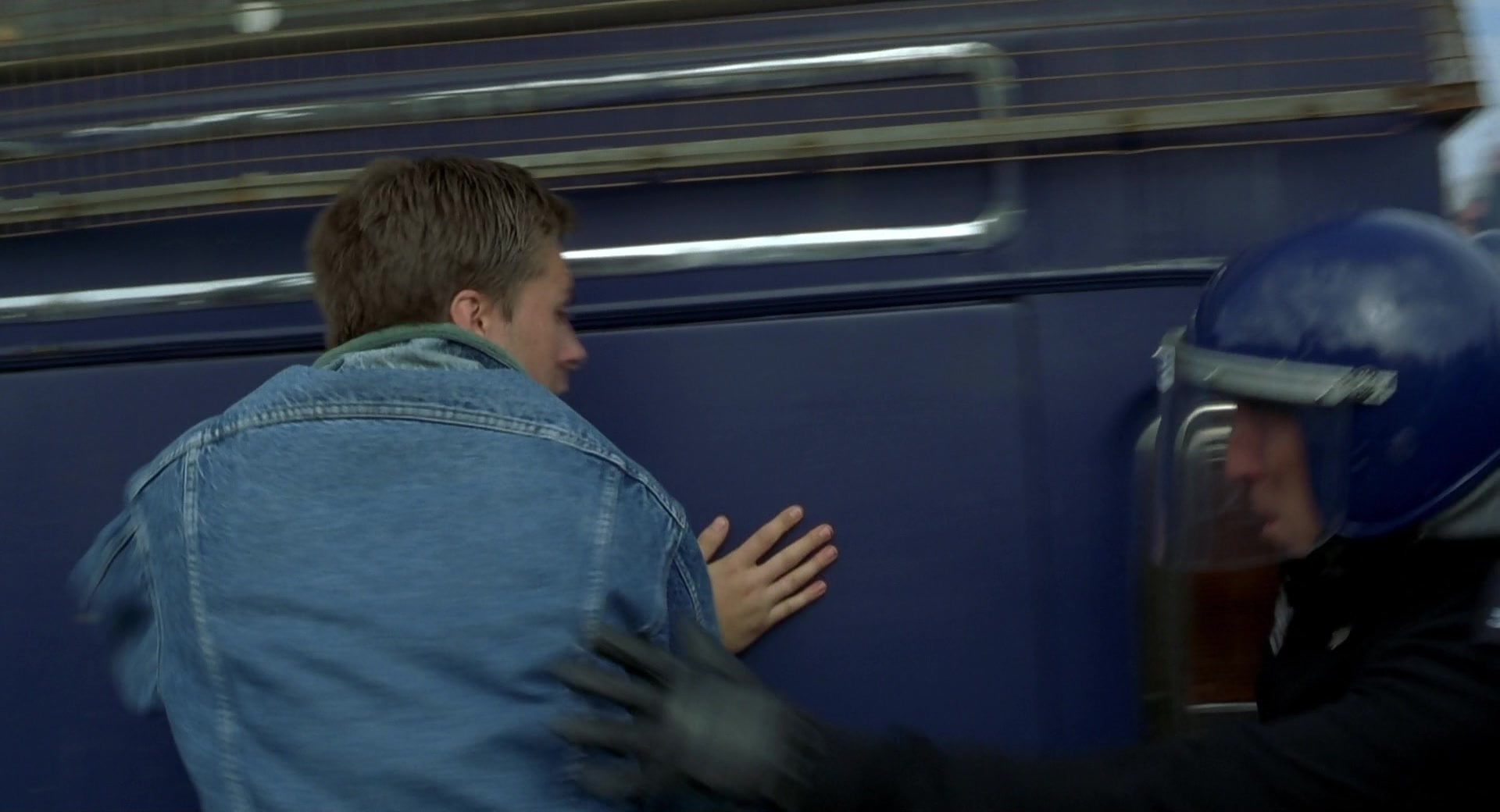 Billy Elliot (2000), wide, 1.85:1 — film still