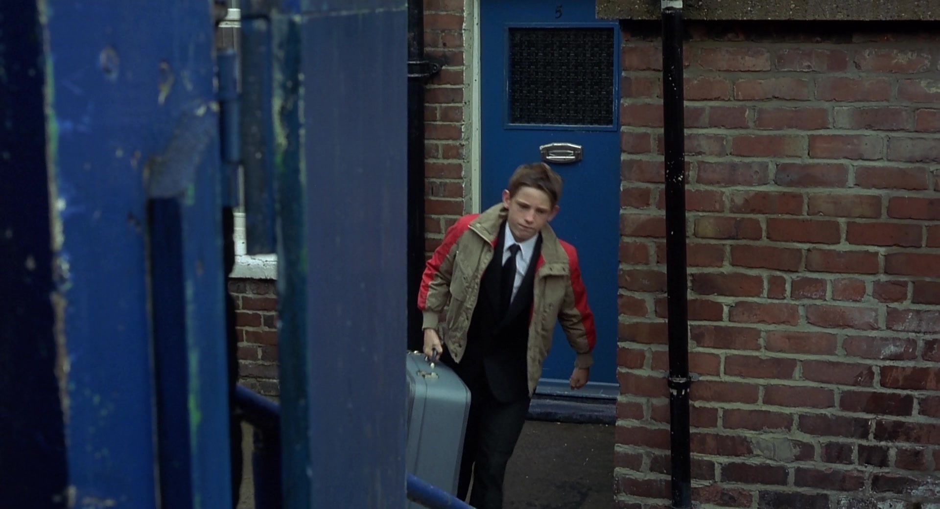 Billy Elliot (2000), wide, 1.85:1 — film still