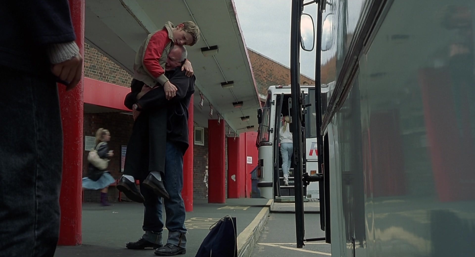 Billy Elliot (2000), wide, 1.85:1 — film still