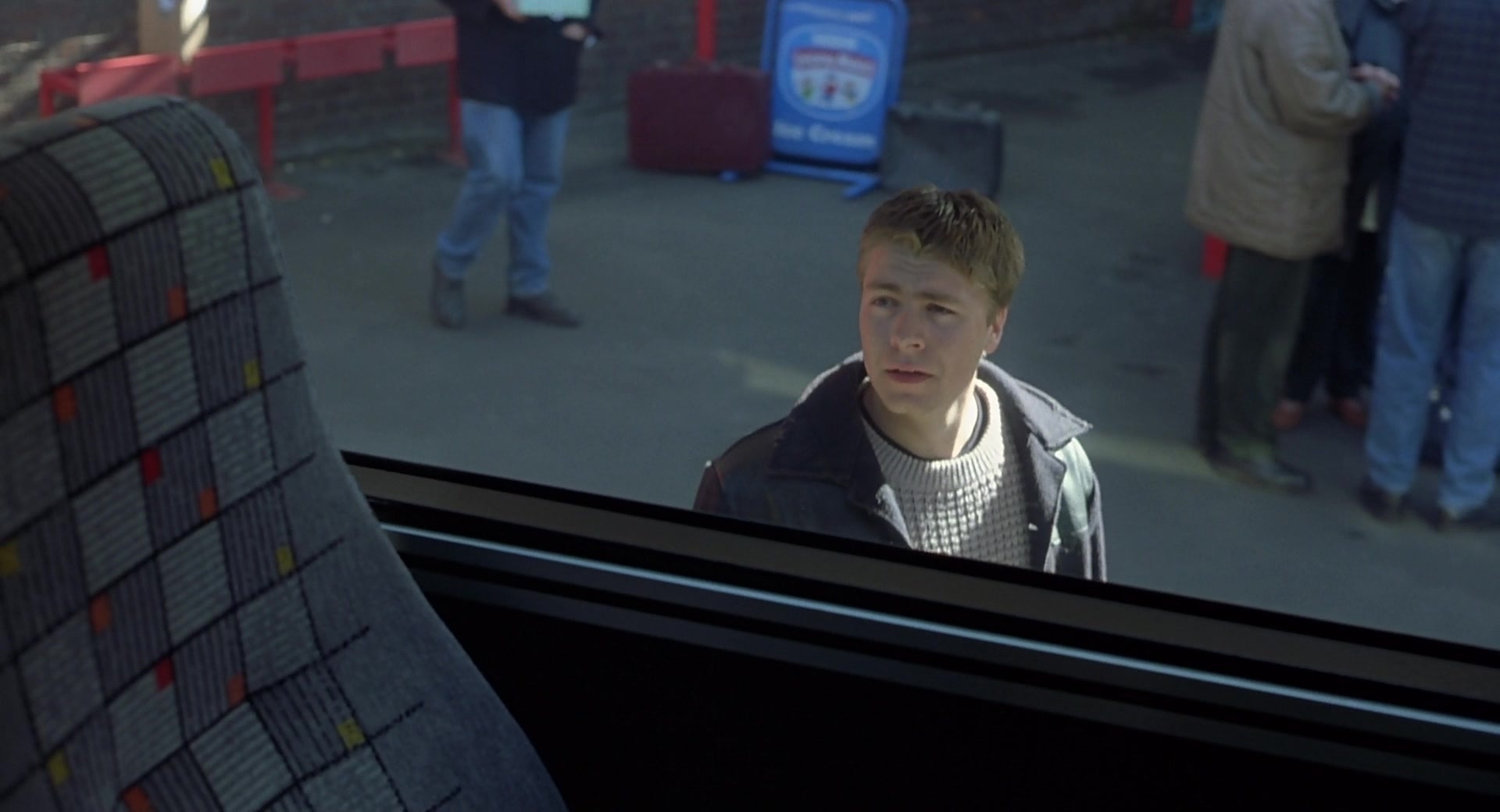 Billy Elliot (2000), wide, 1.85:1 — film still