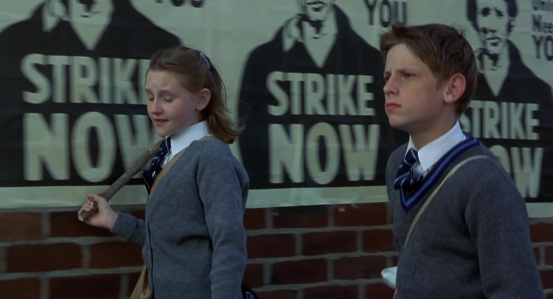 Billy Elliot (2000), wide, 1.85:1 — film still