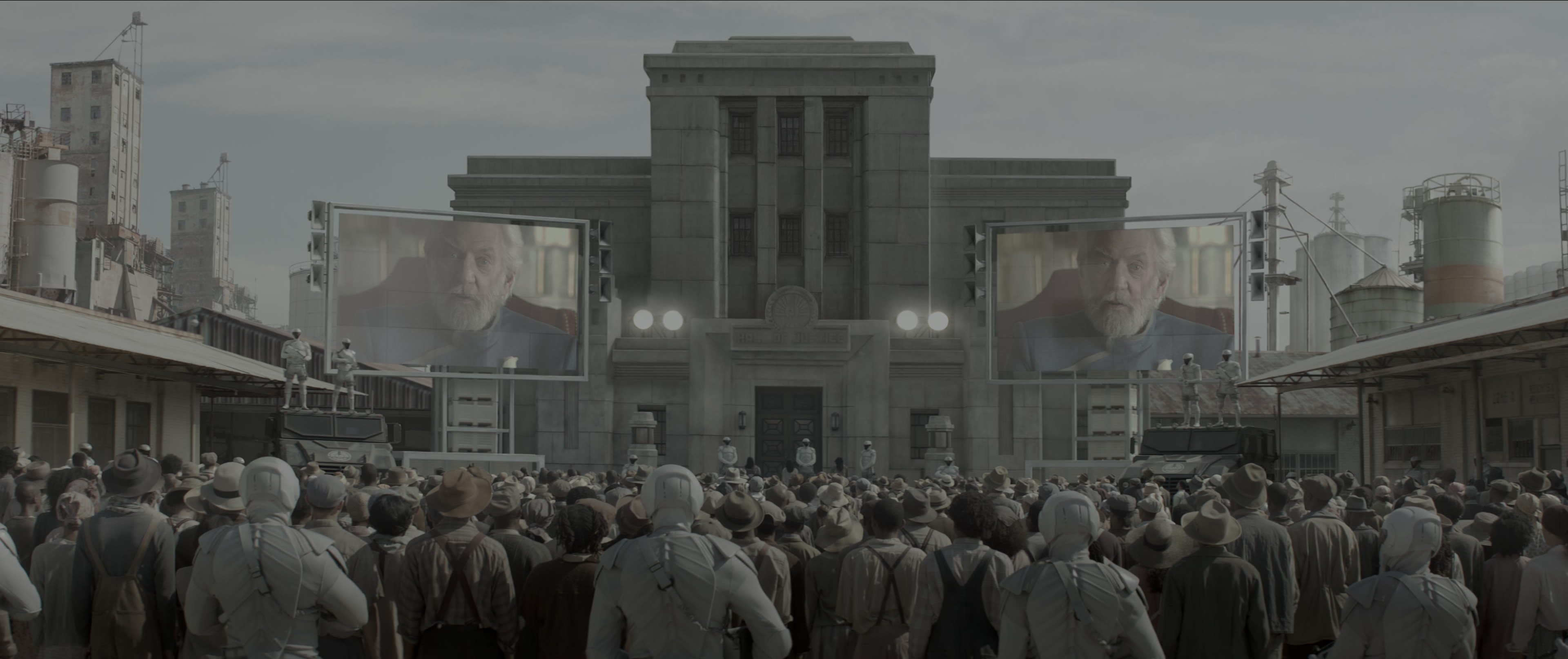 The Hunger Games: Mockingjay - Part 1 (2014), wide, 2.38:1 — film still