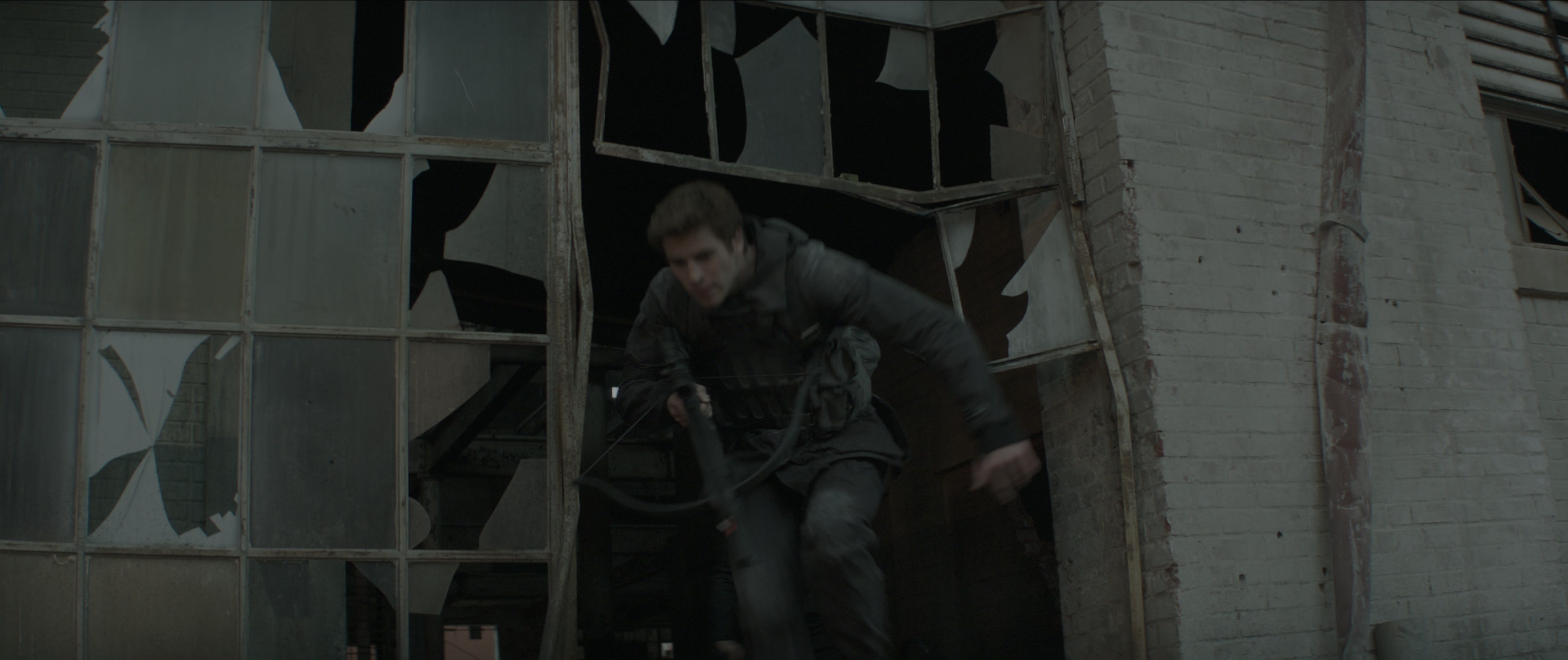 The Hunger Games: Mockingjay - Part 1 (2014), close, 2.38:1 — film still