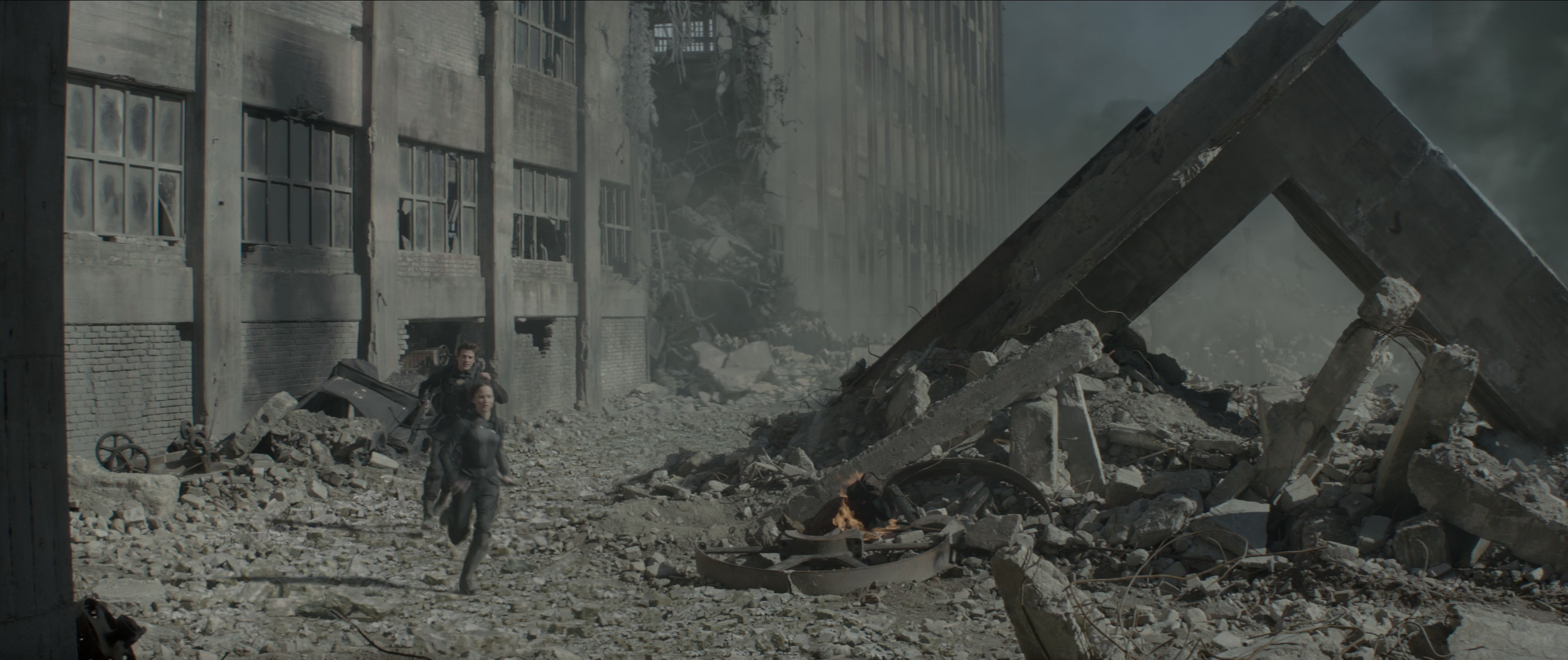The Hunger Games: Mockingjay - Part 1 (2014), wide, 2.38:1 — film still