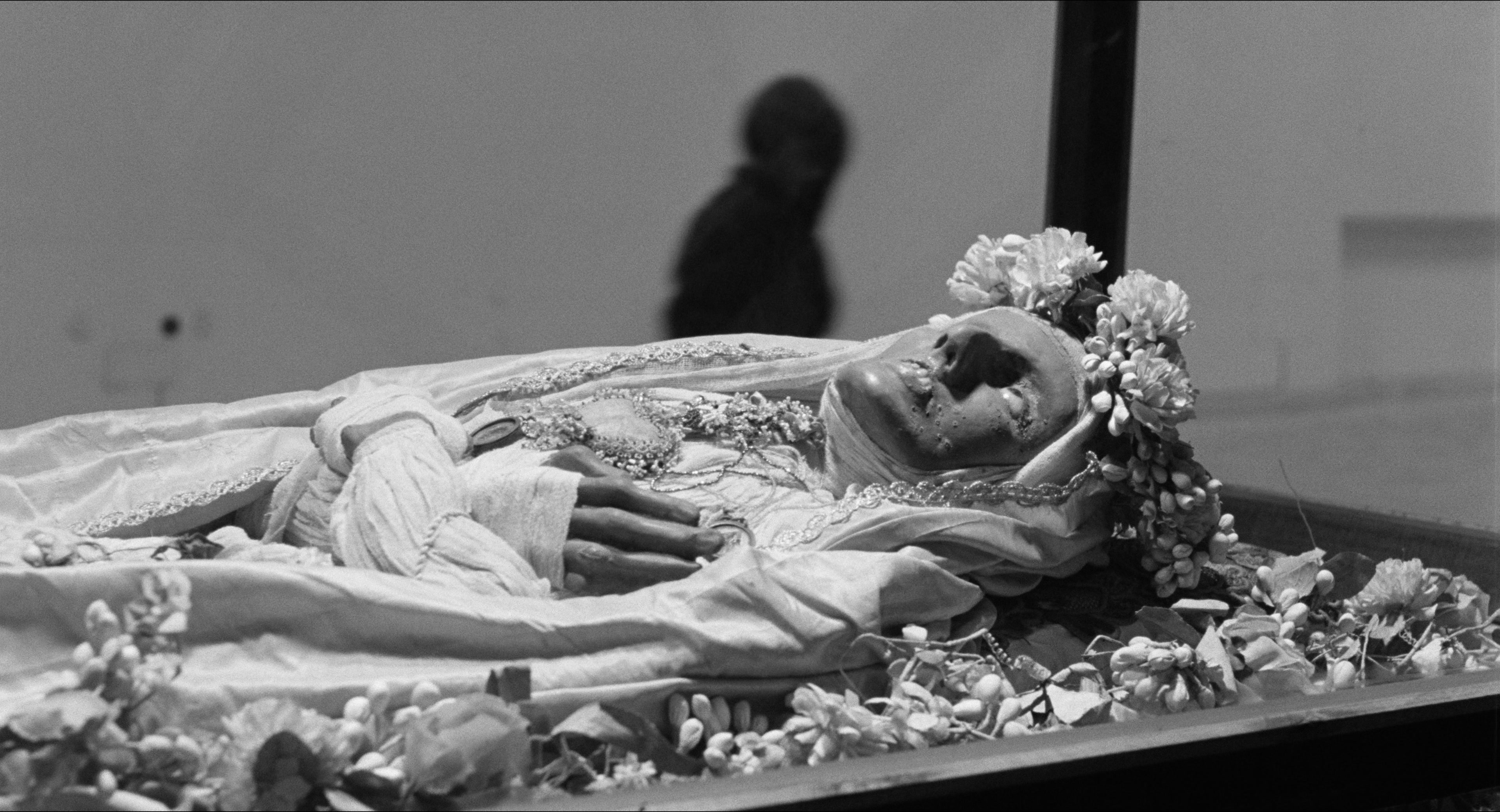8 1/2 (1963), wide, 1.85:1 — film still