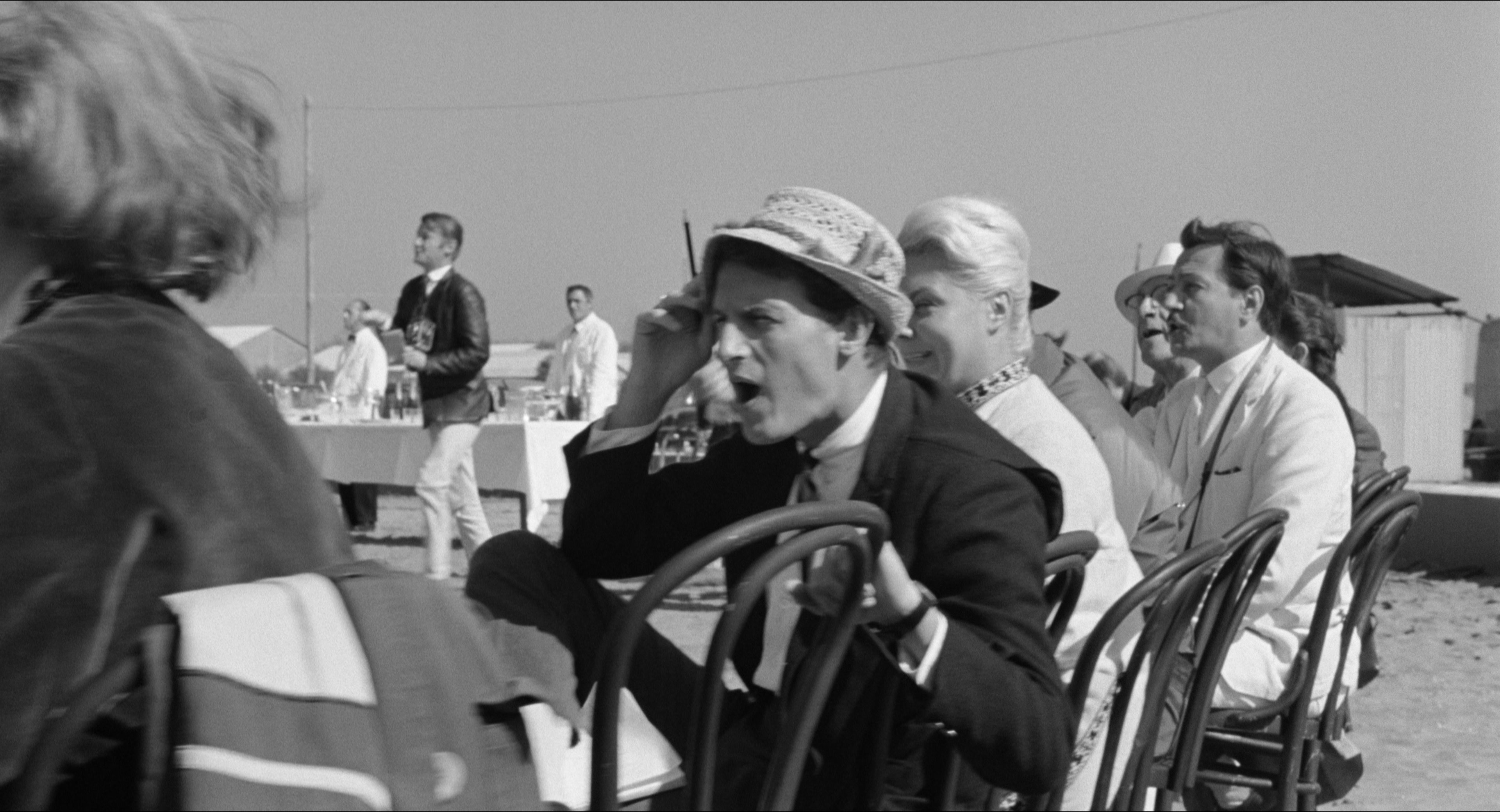 8 1/2 (1963), wide, 1.85:1 — film still