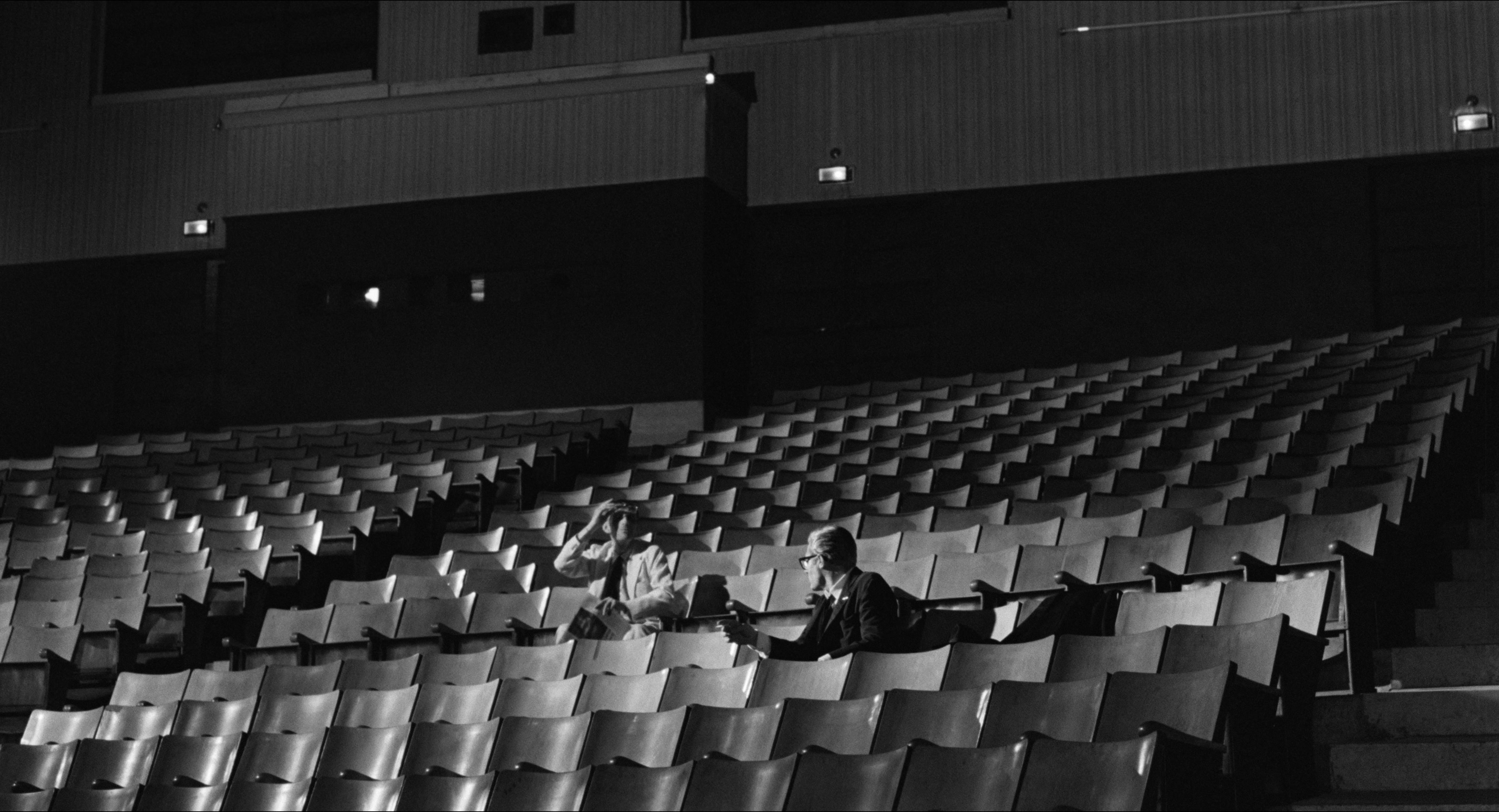 8 1/2 (1963), wide, 1.85:1 — film still