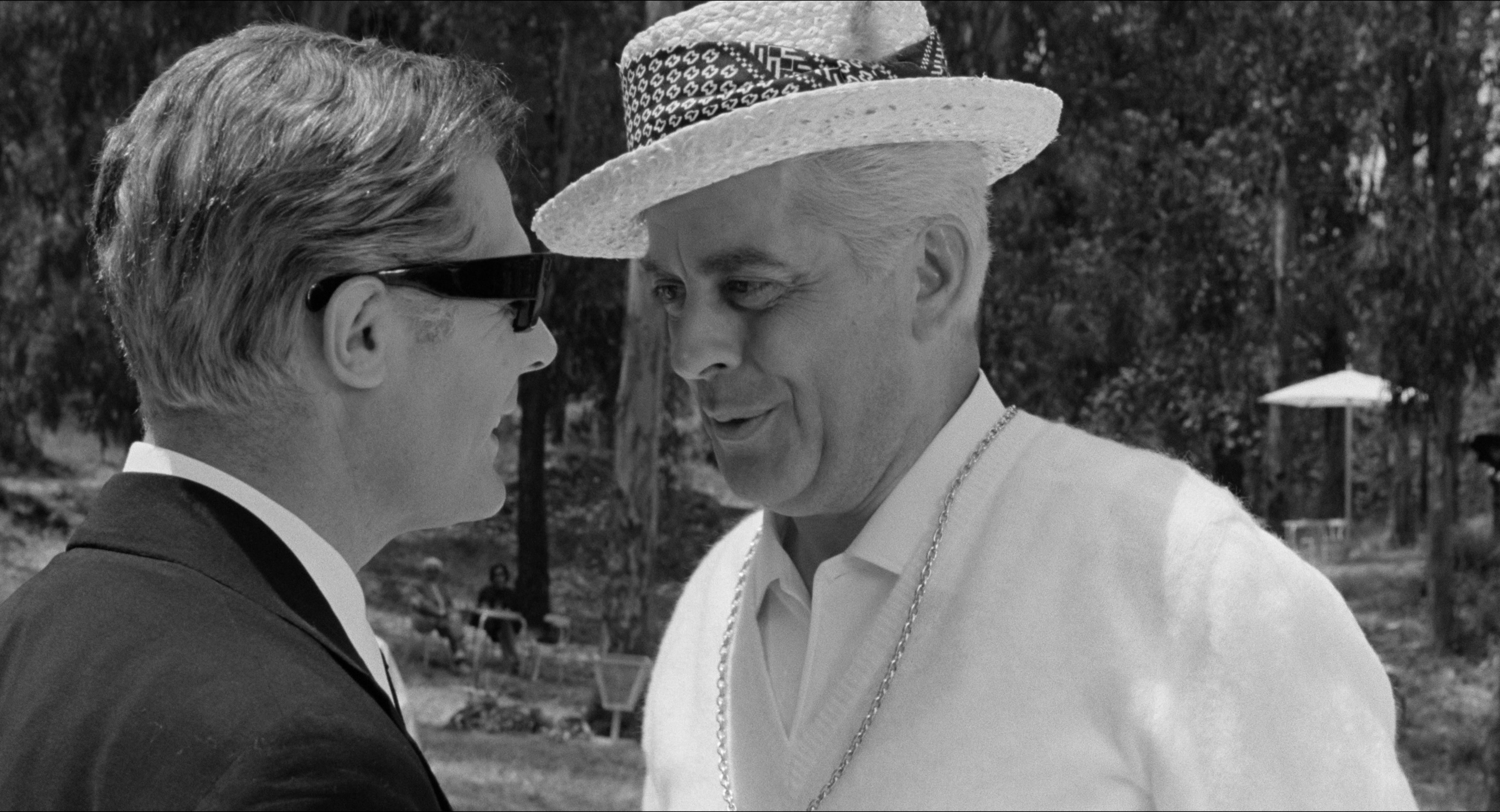 8 1/2 (1963), wide, 1.85:1 — film still