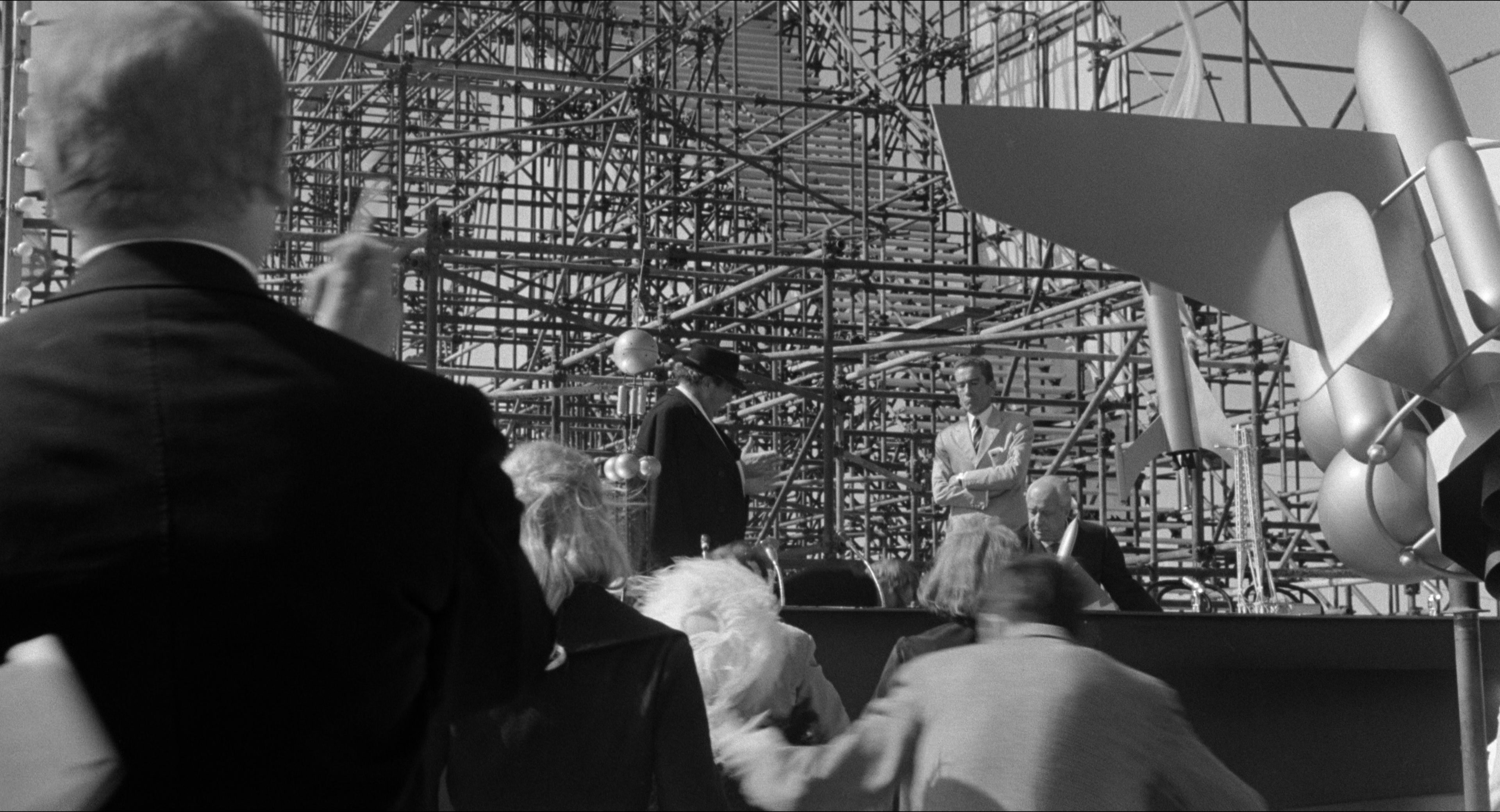 8 1/2 (1963), wide, 1.85:1 — film still