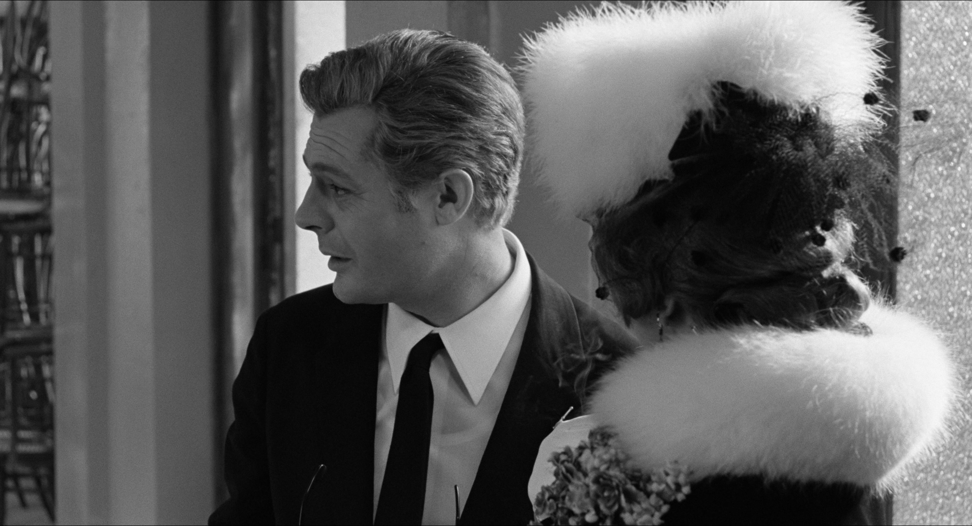 8 1/2 (1963), wide, 1.85:1 — film still