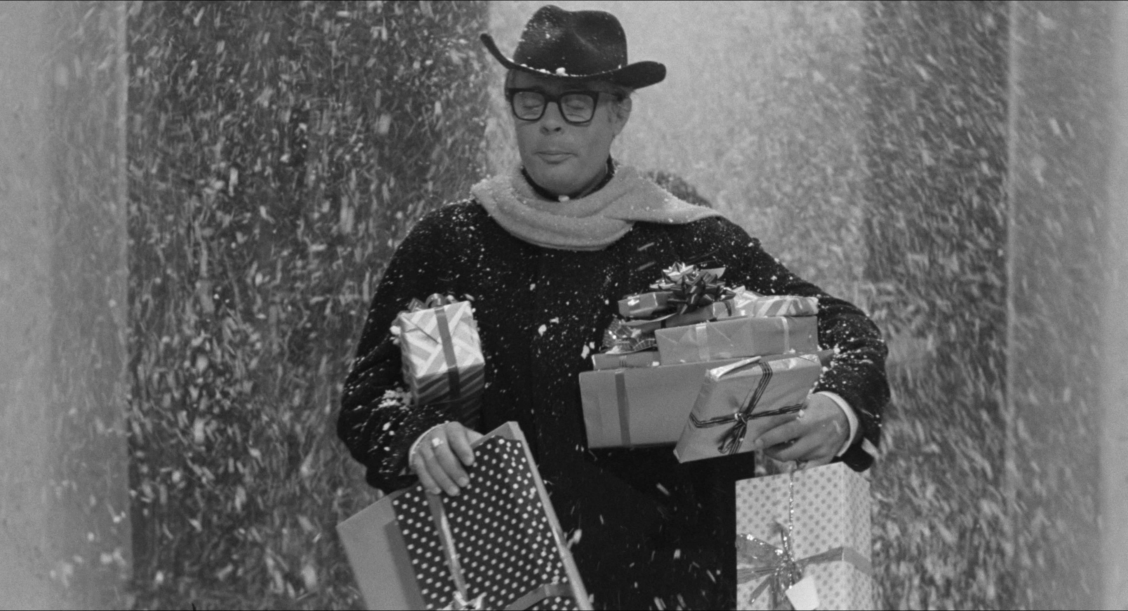 8 1/2 (1963), wide, 1.85:1 — film still