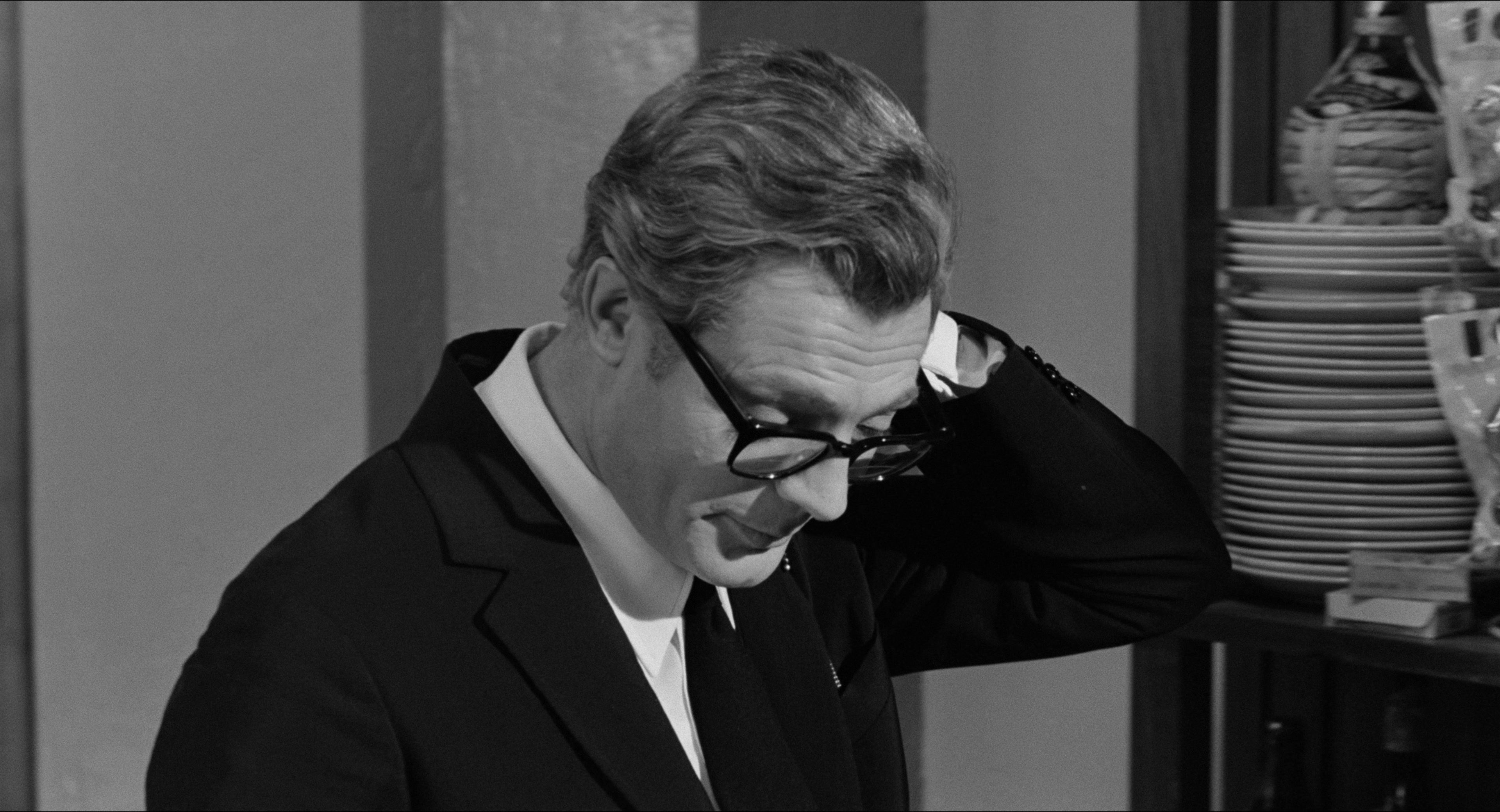 8 1/2 (1963), wide, 1.85:1 — film still