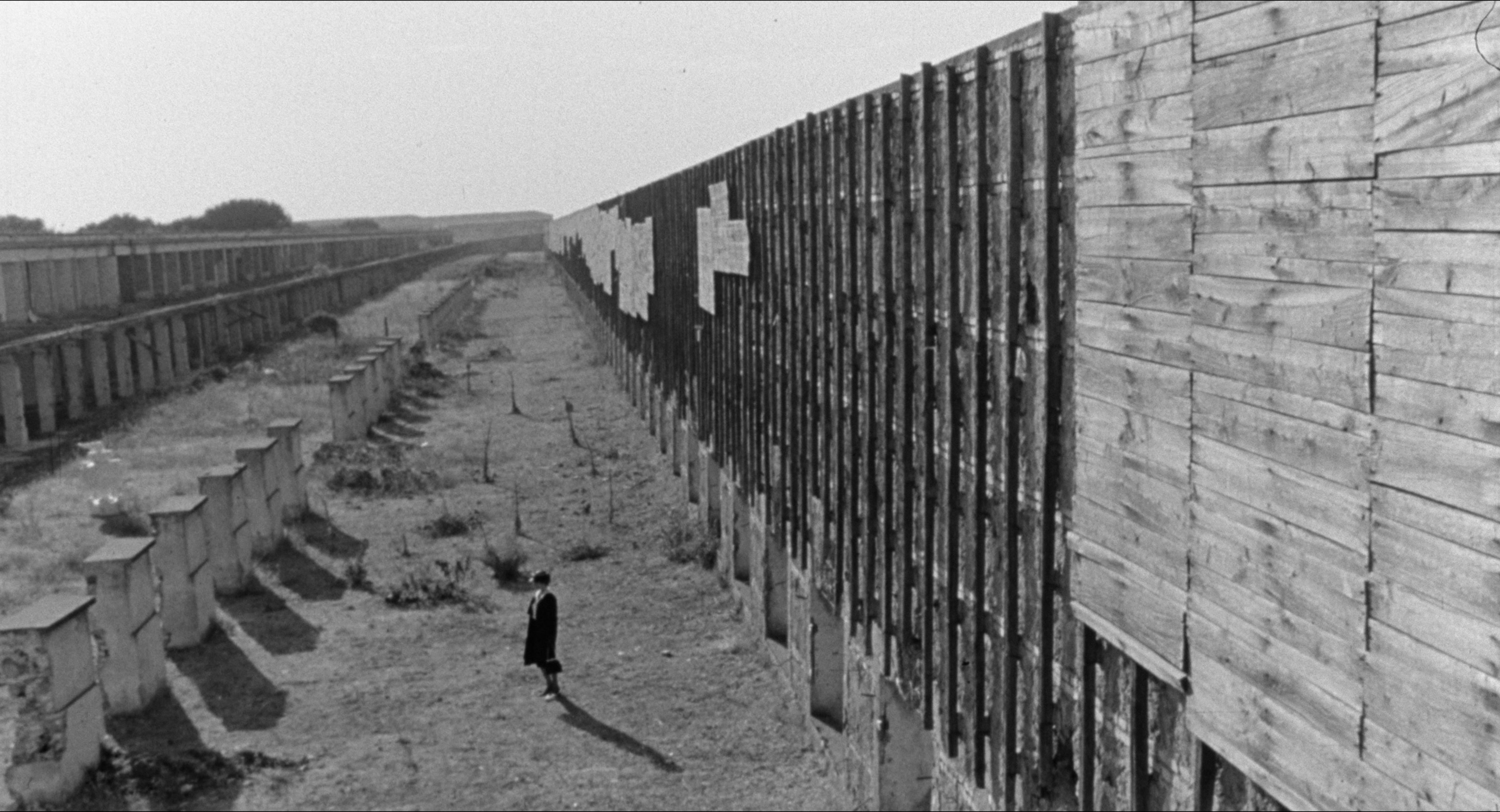 8 1/2 (1963), wide, 1.85:1 — film still