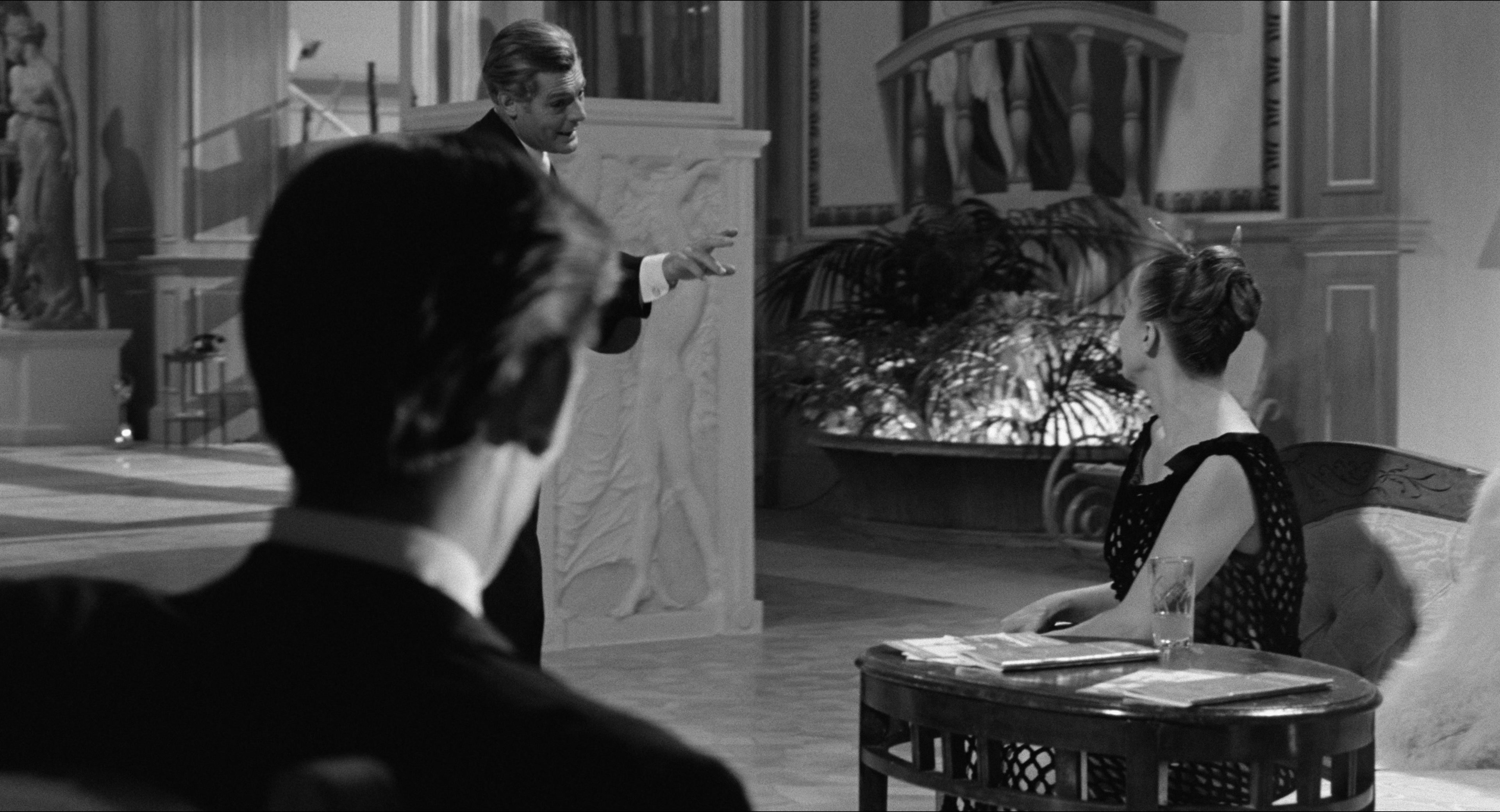 8 1/2 (1963), wide, 1.85:1 — film still
