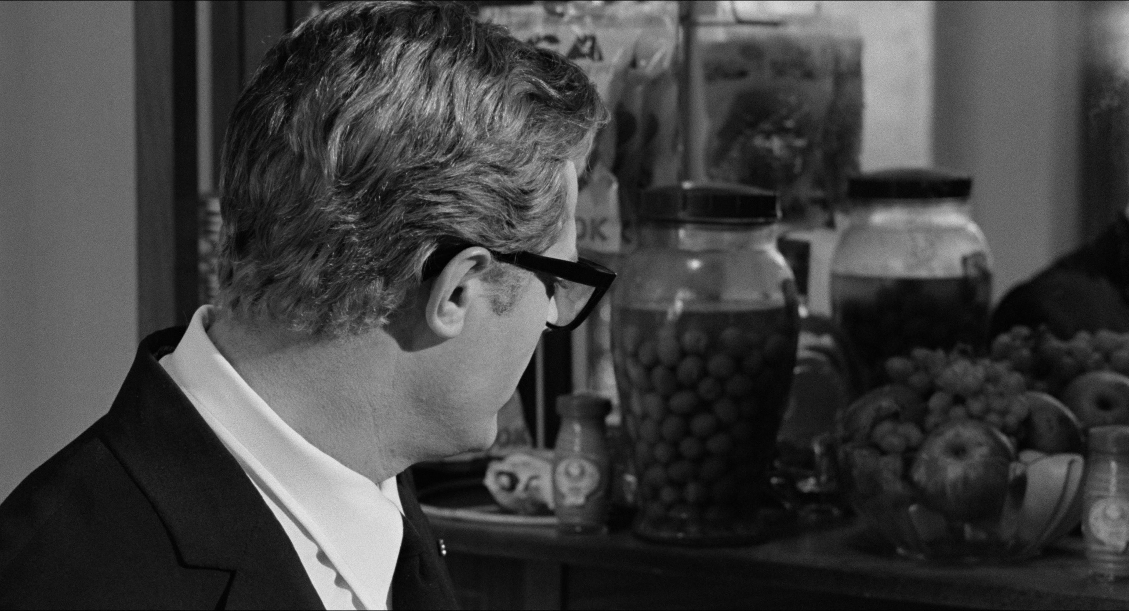 8 1/2 (1963), wide, 1.85:1 — film still