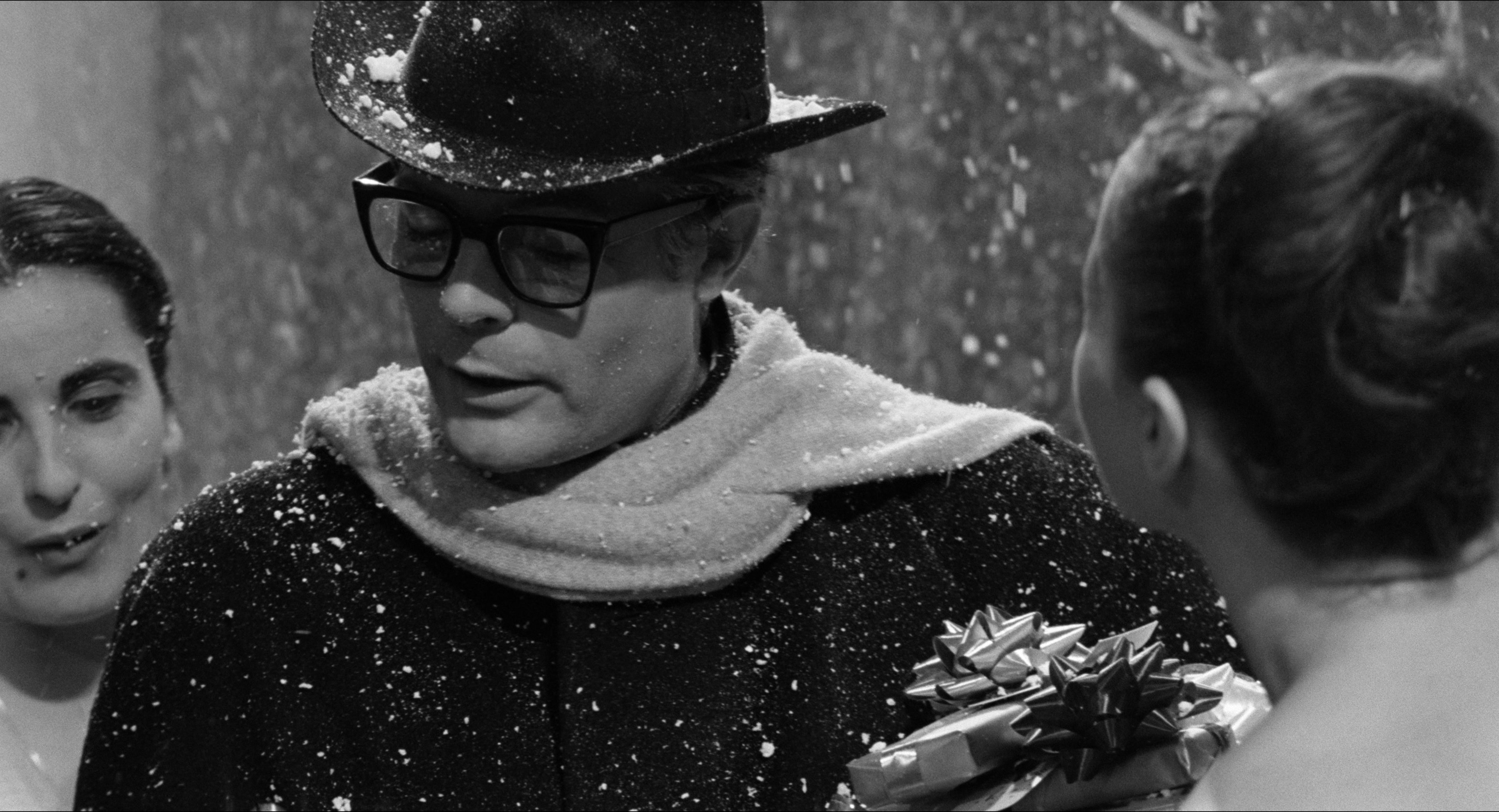 8 1/2 (1963), wide, 1.85:1 — film still