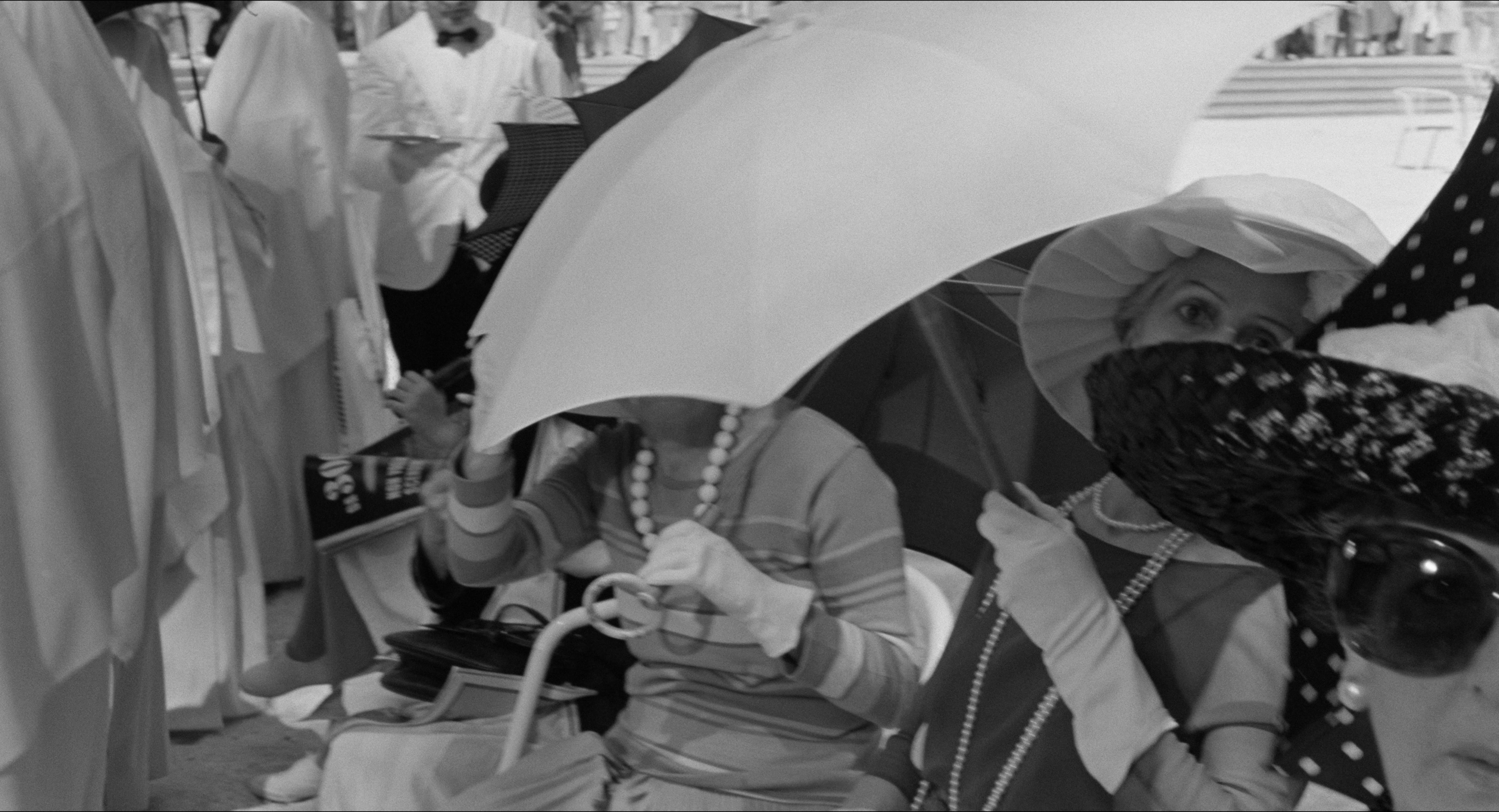 8 1/2 (1963), wide, 1.85:1 — film still