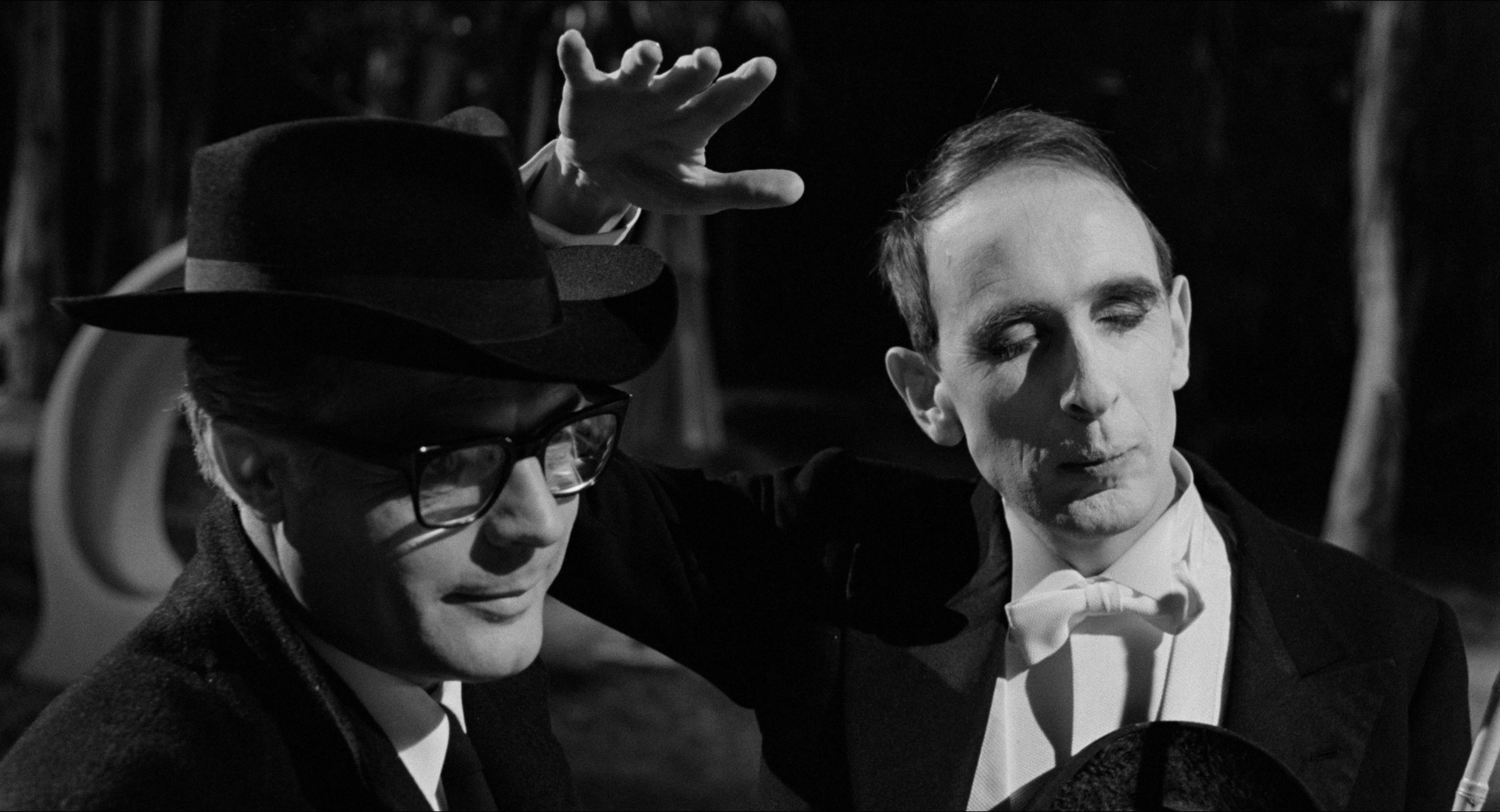8 1/2 (1963), wide, 1.85:1 — film still