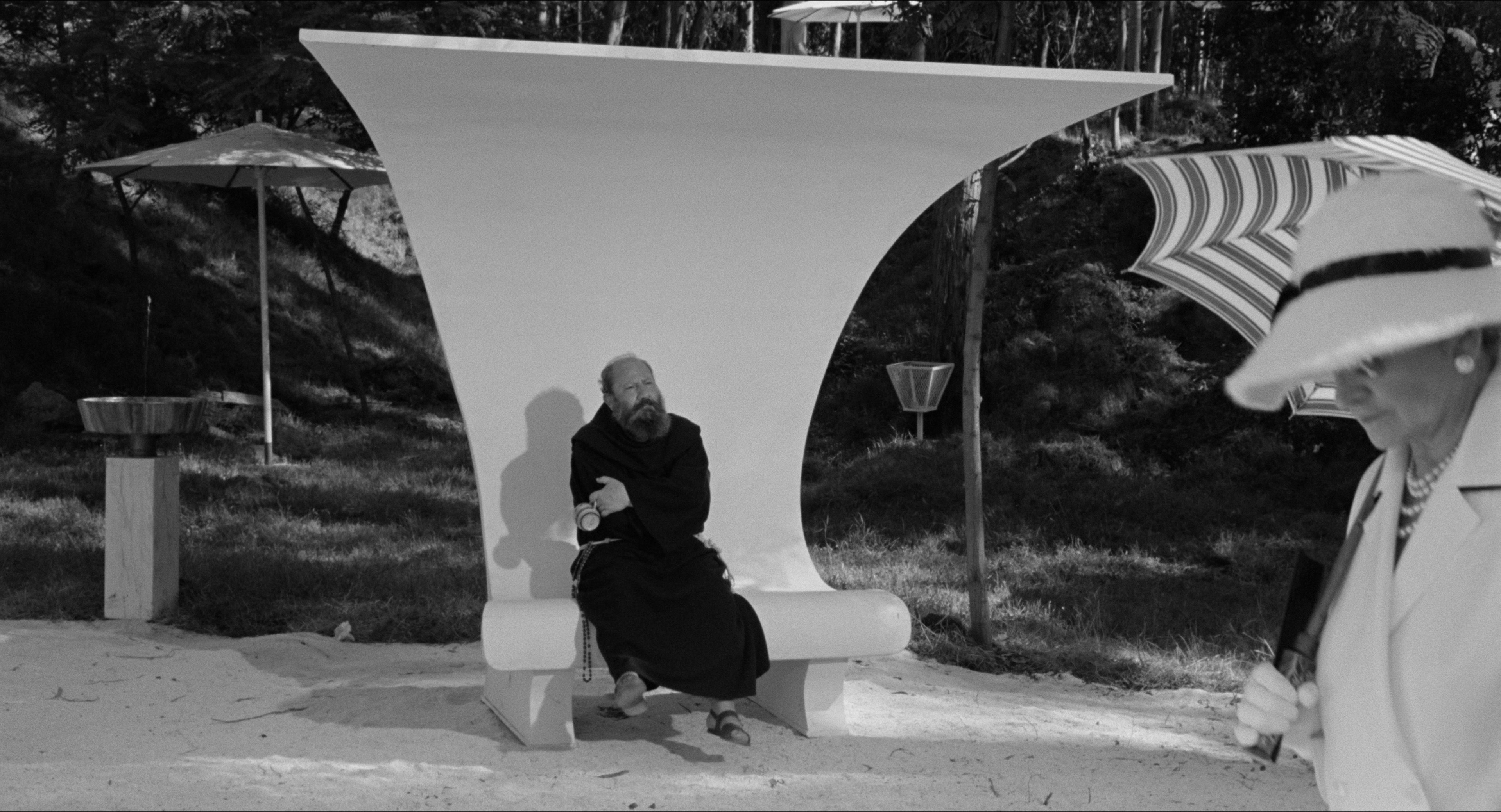 8 1/2 (1963), wide, 1.85:1 — film still