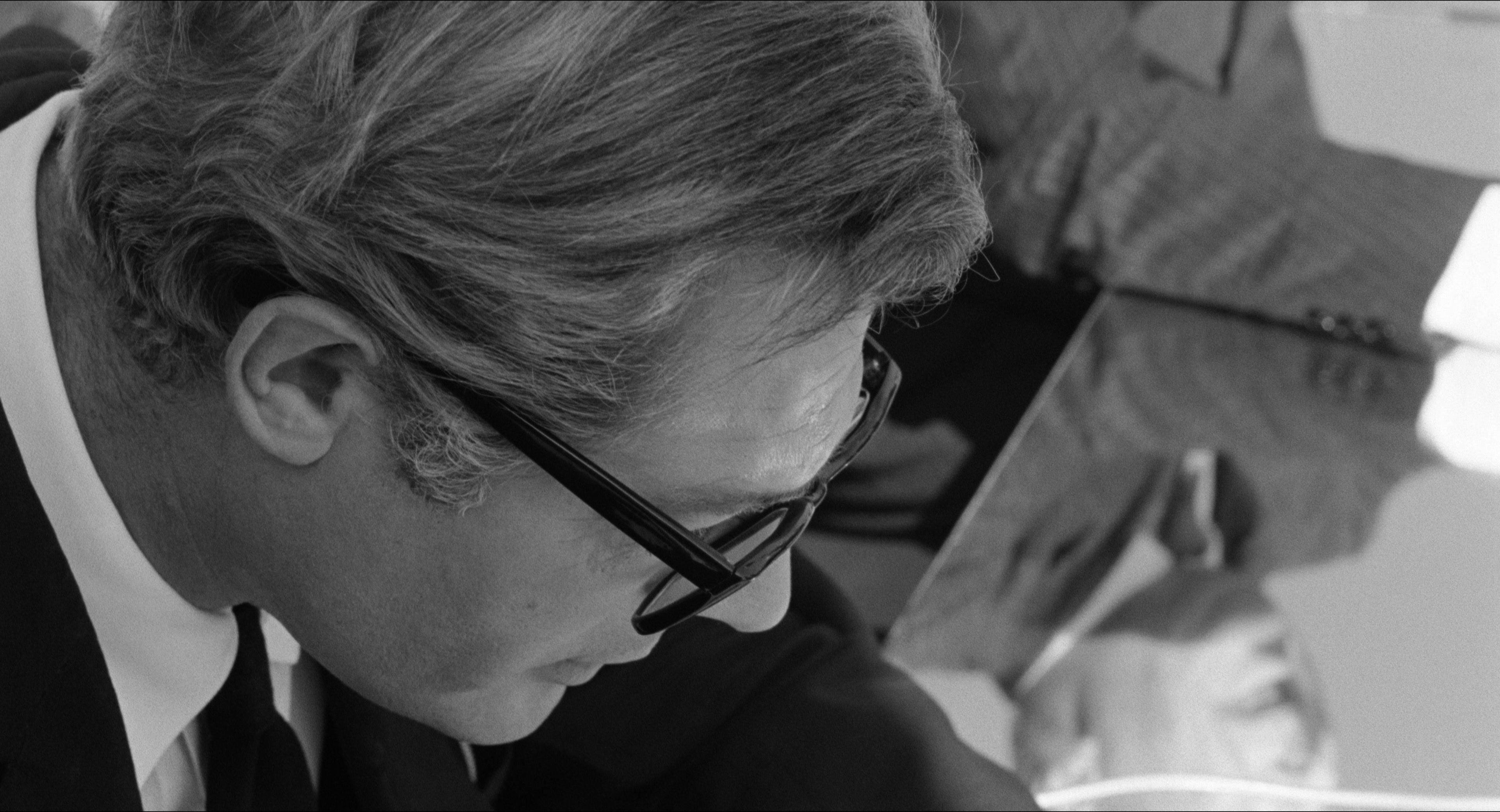 8 1/2 (1963), wide, 1.85:1 — film still