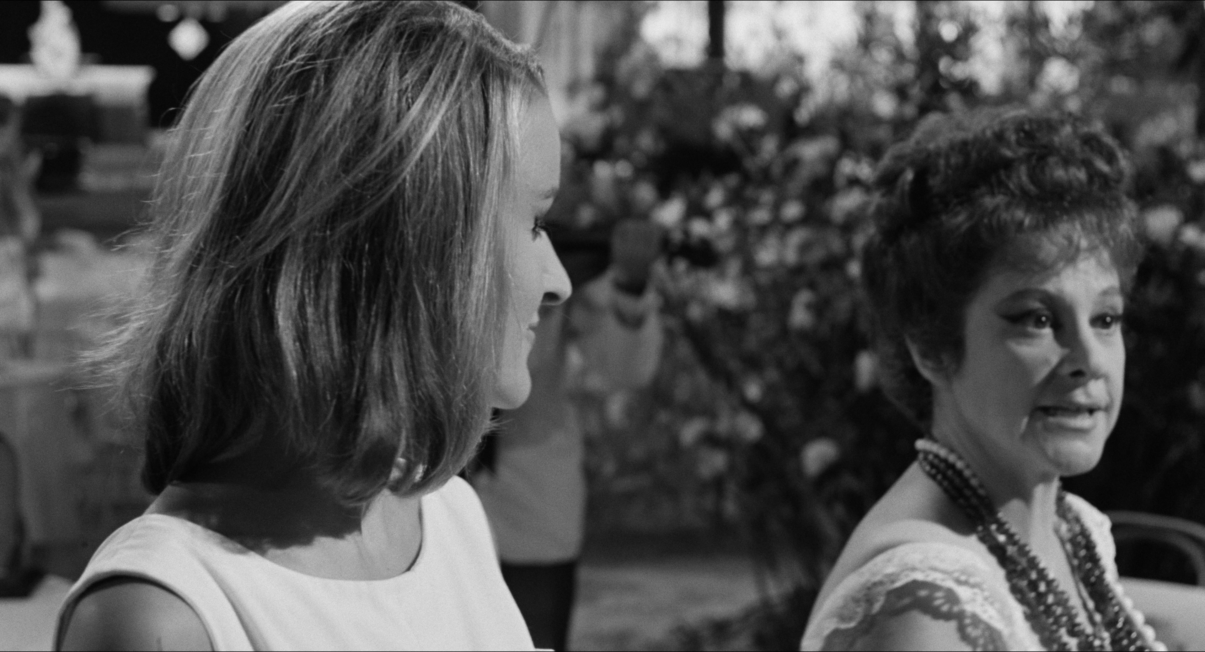 8 1/2 (1963), wide, 1.85:1 — film still