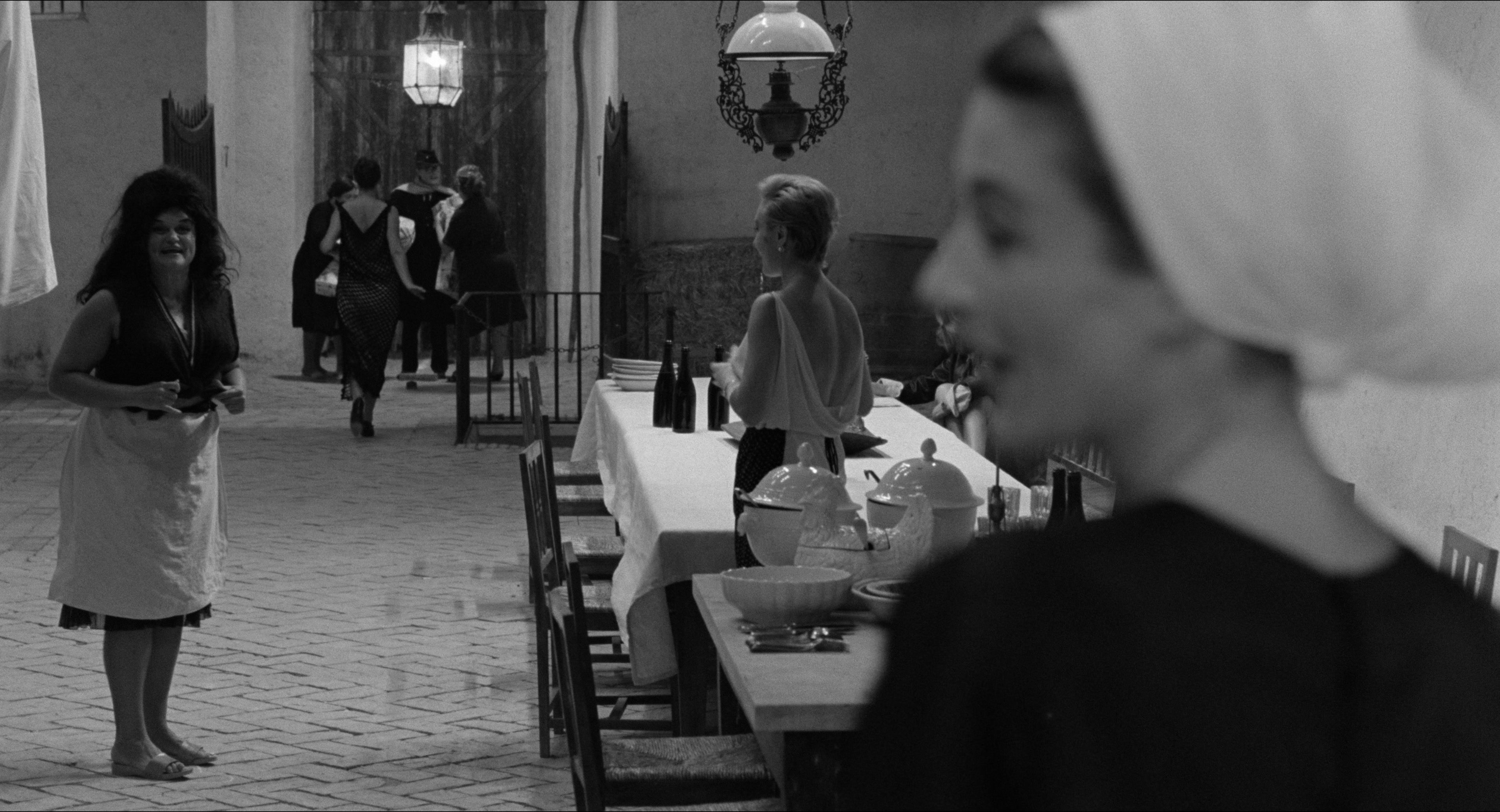 8 1/2 (1963), wide, 1.85:1 — film still