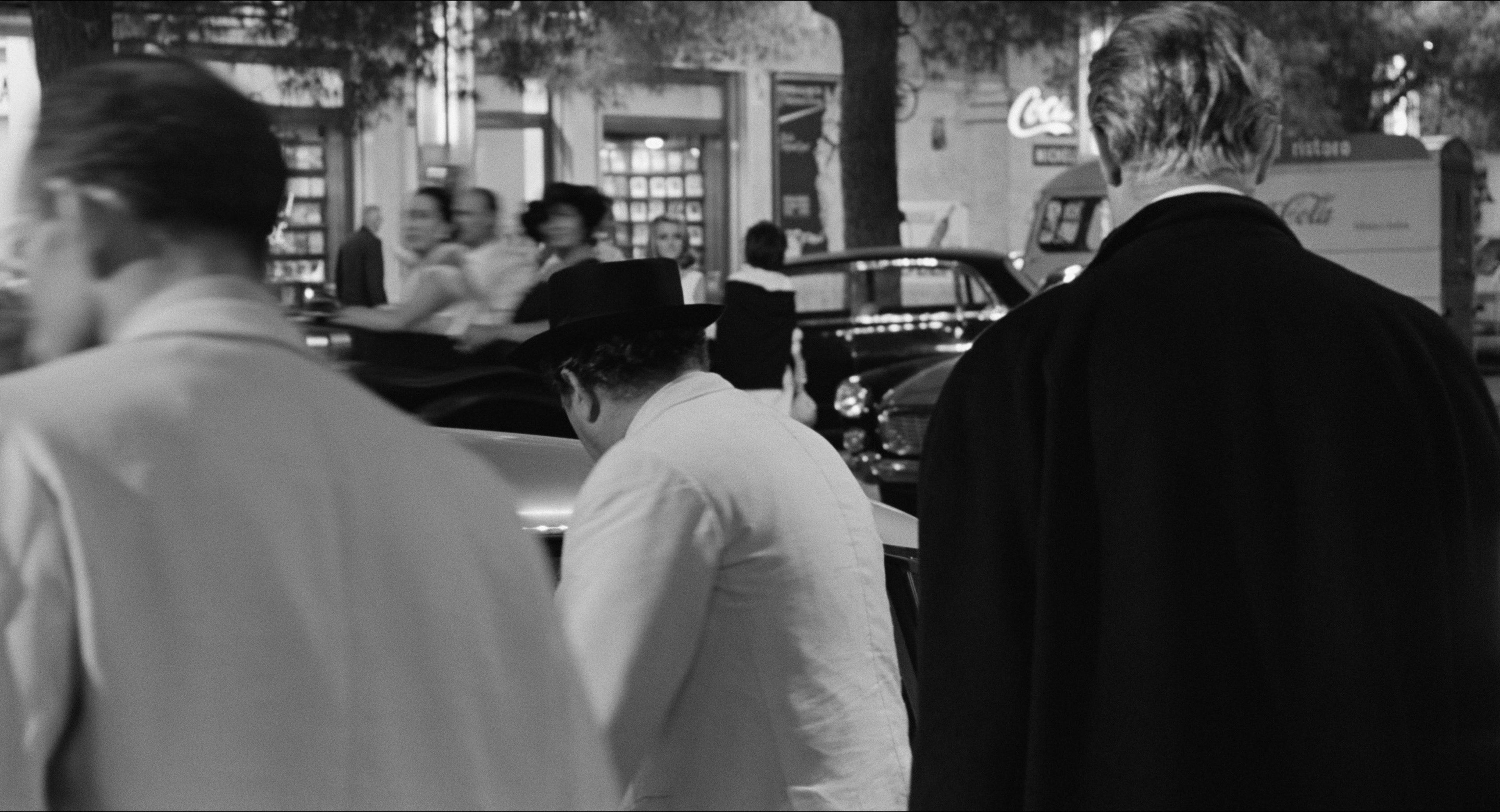 8 1/2 (1963), wide, 1.85:1 — film still