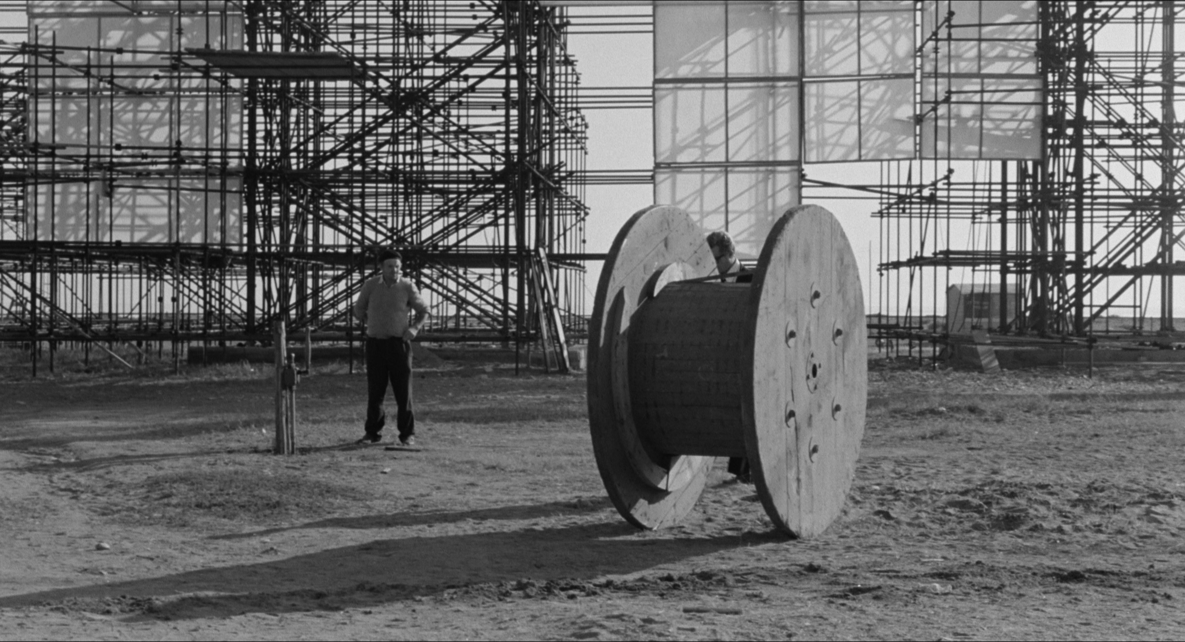 8 1/2 (1963), wide, 1.85:1 — film still